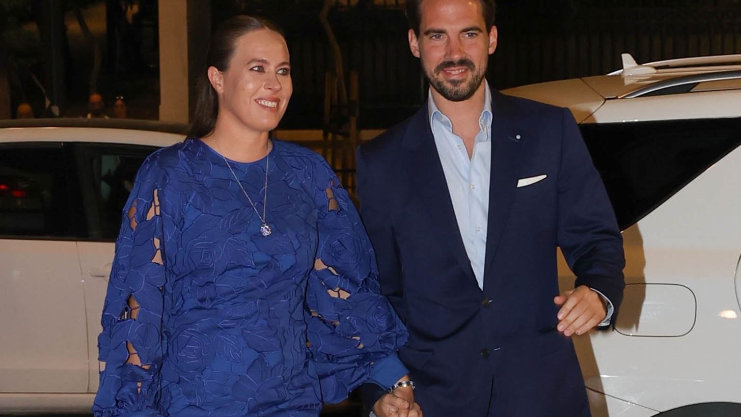 &#x397; Nina Flohr &#x3BA;&#x3B1;&#x3B9; &#x3BF; &#x3A6;&#x3AF;&#x3BB;&#x3B9;&#x3C0;&#x3C0;&#x3BF;&#x3C2; &#x39D;&#x3C4;&#x3B5; &#x393;&#x3BA;&#x3C1;&#x3B5;&#x3C2; &#x3C3;&#x3B5; &#x3C3;&#x3C0;&#x3AC;&#x3BD;&#x3B9;&#x3B1; &#x3B5;&#x3BC;&#x3C6;&#x3AC;&#x3BD;&#x3B9;&#x3C3;&#x3B7; &#x3C3;&#x3C4;&#x3BF; &#x3B5;&#x3BE;&#x3C9;&#x3C4;&#x3B5;&#x3C1;&#x3B9;&#x3BA;&#x3CC; | &#x3A4;&#x3BF; &#x3C0;&#x3C1;&#x3CC;&#x3C3;&#x3C9;&#x3C0;&#x3BF; &#x3BC;&#x3B5; &#x3C4;&#x3BF; &#x3BF;&#x3C0;&#x3BF;&#x3AF;&#x3BF; &#x3C3;&#x3C5;&#x3BD;&#x3B1;&#x3BD;&#x3C4;&#x3AE;&#x3B8;&#x3B7;&#x3BA;&#x3B1;&#x3BD;