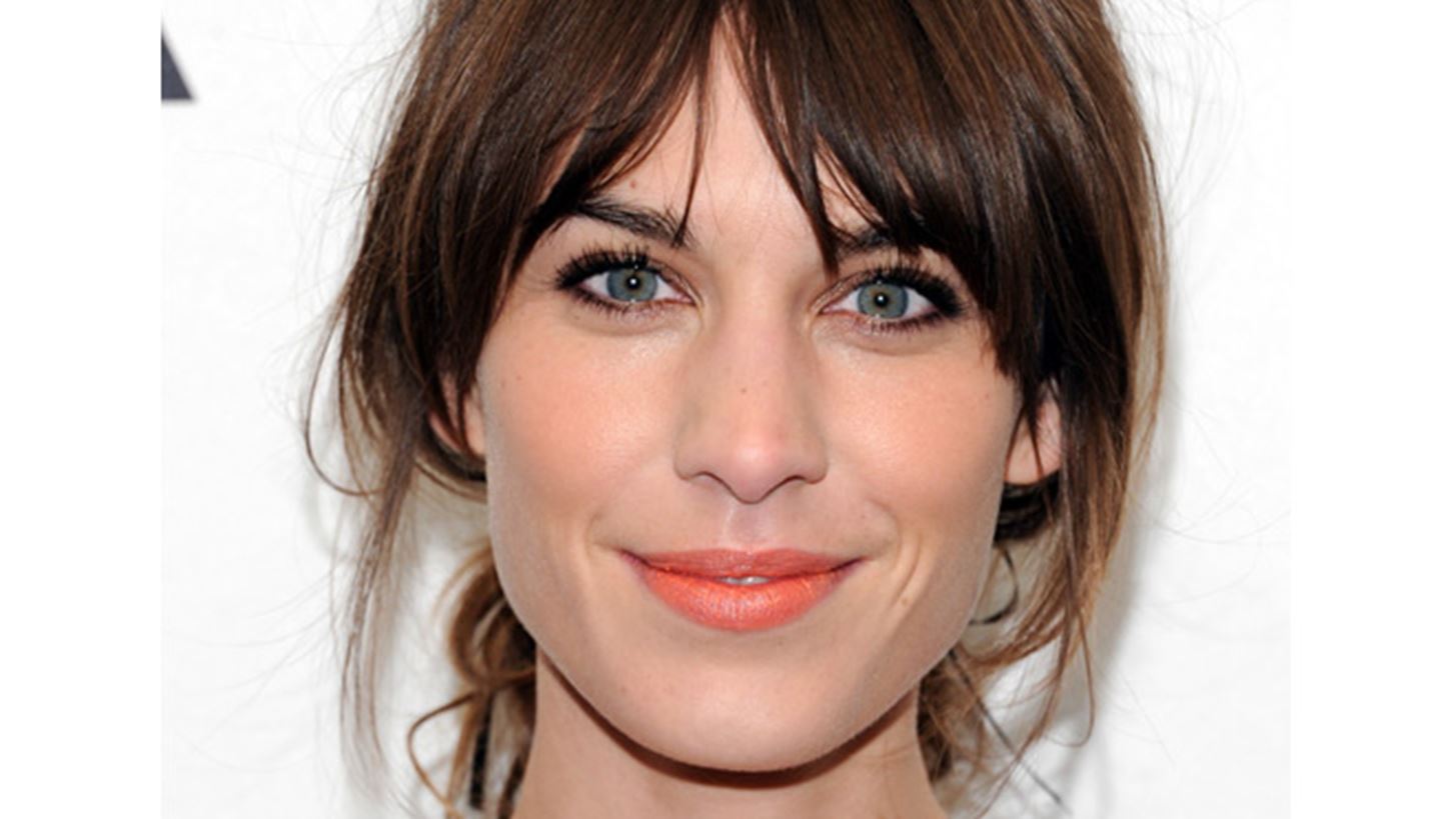 &#x3A4;&#x3B5;&#x3C4;-&#x3B1;-&#x3C4;&#x3B5;&#x3C4; &#x3BC;&#x3B5; &#x3C4;&#x3B7;&#x3BD; Alexa Chung