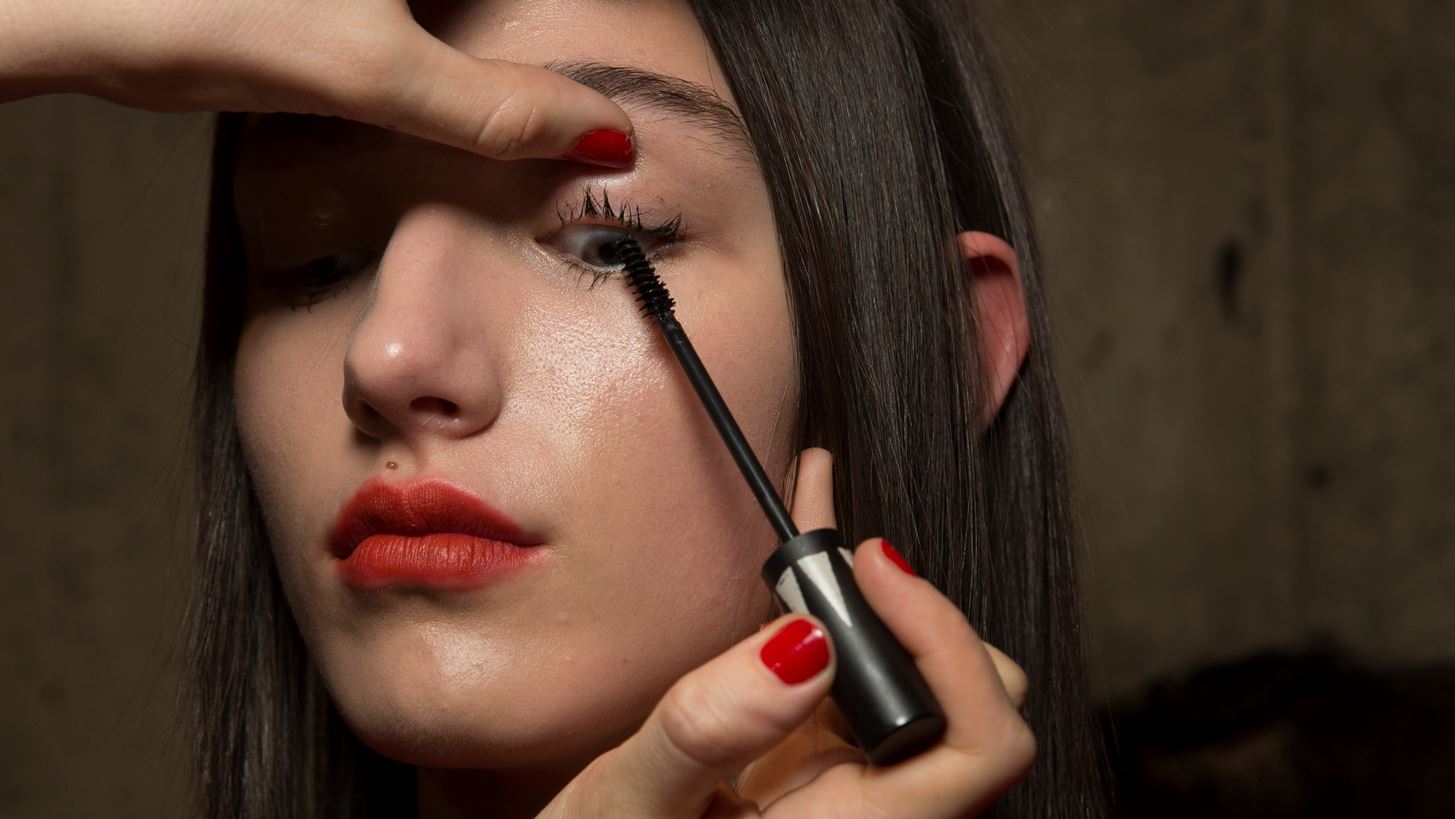 &#x3A4;&#x3BF; beauty item &#x3C0;&#x3BF;&#x3C5; &#x3B1;&#x3BE;&#x3AF;&#x3B6;&#x3B5;&#x3B9; &#x3BD;&#x3B1; &#x3B1;&#x3B3;&#x3BF;&#x3C1;&#x3AC;&#x3C3;&#x3B5;&#x3B9;&#x3C2; &#x3C4;&#x3CE;&#x3C1;&#x3B1; &#x3BA;&#x3B1;&#x3B9; &#x3B3;&#x3B9;&#x3B1;&#x3C4;&#x3AF;