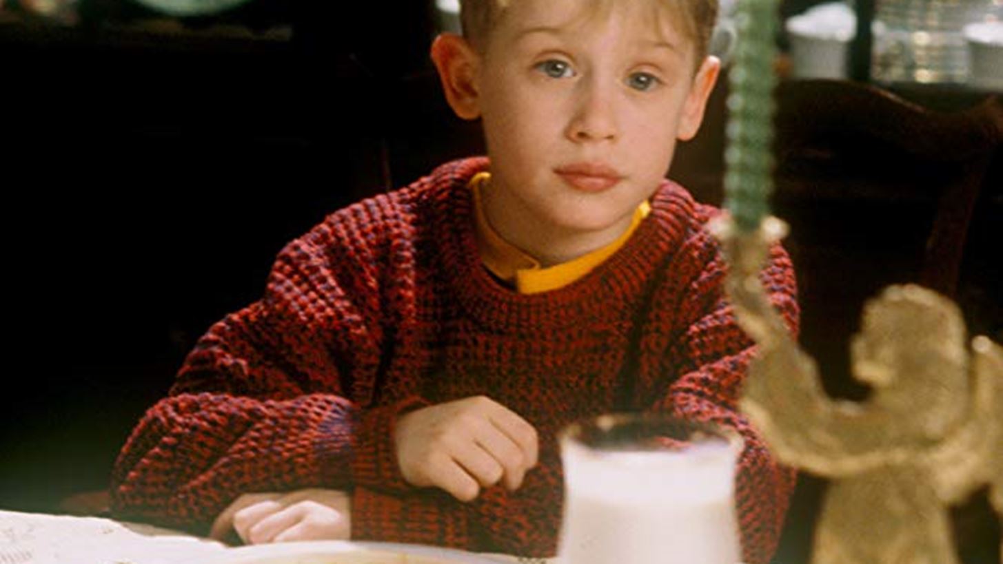 &#x39F; Macaulay Culkin &#x3BC;&#x3AD;&#x3BD;&#x3B5;&#x3B9; &#x3BE;&#x3B1;&#x3BD;&#x3AC; &#x3BC;&#x3CC;&#x3BD;&#x3BF;&#x3C2; &#x3C3;&#x3C4;&#x3BF; &#x3C3;&#x3C0;&#x3AF;&#x3C4;&#x3B9;