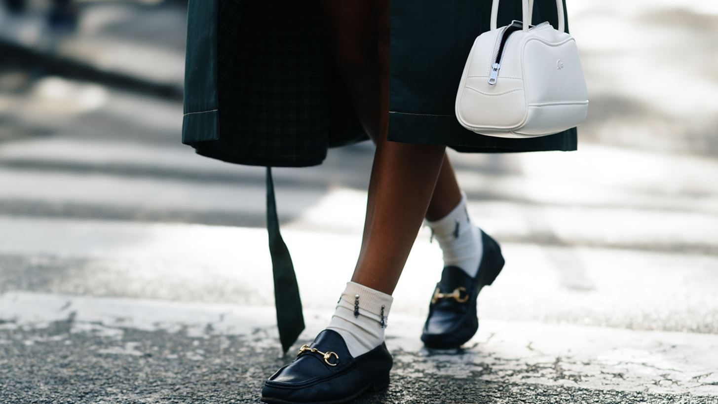 Loafers | &#x3A4;&#x3BF; &#x3B1;&#x3C0;&#x3CC;&#x3BB;&#x3C5;&#x3C4;&#x3BF; shoe trend &#x3C4;&#x3B7;&#x3C2; &#x3C3;&#x3B5;&#x3B6;&#x3CC;&#x3BD; &#x3BA;&#x3B1;&#x3B9; &#x3C0;&#x3CE;&#x3C2; &#x3B8;&#x3B1; &#x3C4;&#x3BF; &#x3C6;&#x3BF;&#x3C1;&#x3AD;&#x3C3;&#x3B5;&#x3B9;&#x3C2;