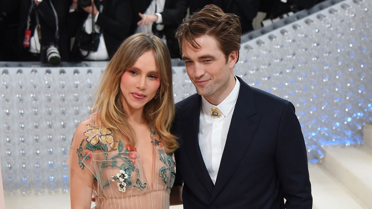 Robert Pattinson | &#x398;&#x3B1; &#x3B3;&#x3AF;&#x3BD;&#x3B5;&#x3B9; &#x3C0;&#x3B1;&#x3C4;&#x3AD;&#x3C1;&#x3B1;&#x3C2; &#x3B3;&#x3B9;&#x3B1; &#x3C0;&#x3C1;&#x3CE;&#x3C4;&#x3B7; &#x3C6;&#x3BF;&#x3C1;&#x3AC;