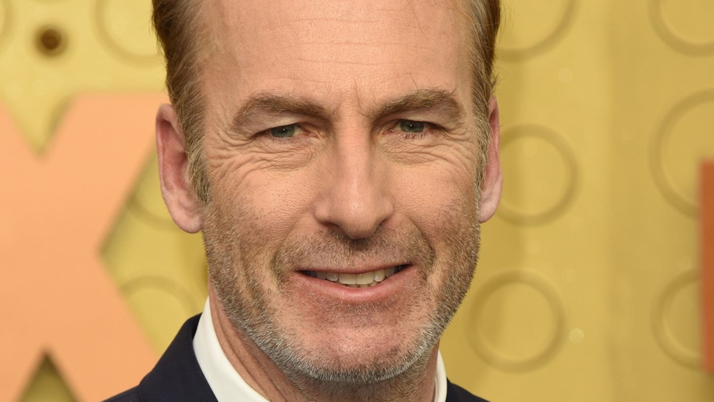 Bob Odenkirk | &#x397; &#x3AC;&#x3B3;&#x3BD;&#x3C9;&#x3C3;&#x3C4;&#x3B7; &#x3C3;&#x3C5;&#x3B3;&#x3B3;&#x3AD;&#x3BD;&#x3B5;&#x3B9;&#x3B1; &#x3BC;&#x3B5; &#x3C4;&#x3BF;&#x3BD; &#x3B2;&#x3B1;&#x3C3;&#x3B9;&#x3BB;&#x3B9;&#x3AC; &#x39A;&#x3AC;&#x3C1;&#x3BF;&#x3BB;&#x3BF;