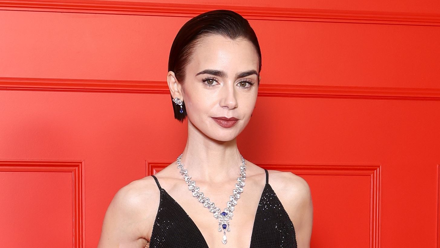 Η "Emily in Paris" στην Ελλάδα; Το spoiler στο τέλος του νέου κύκλου &amp; οι φήμες που κάνουν τον γύρο του κόσμου