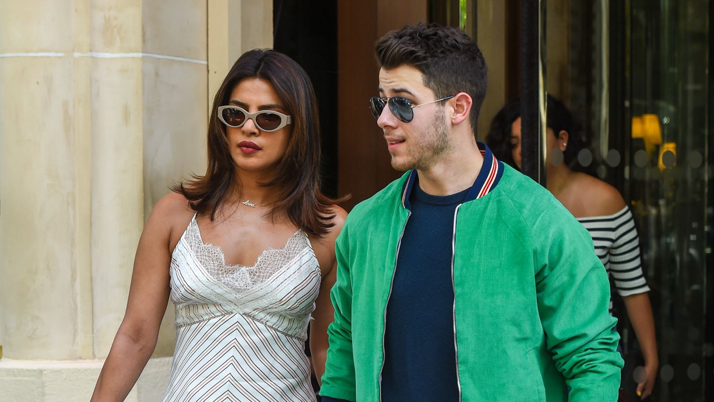 &#x397; 6 &#x3BC;&#x3B7;&#x3BD;&#x3CE;&#x3BD; &#x3BA;&#x3CC;&#x3C1;&#x3B7; &#x3C4;&#x3C9;&#x3BD; Priyanka Chopra &#x3BA;&#x3B1;&#x3B9; Nick Jonas &#x3B5;&#x3AF;&#x3BD;&#x3B1;&#x3B9; &#x3AE;&#x3B4;&#x3B7; &#x3BC;&#x3AF;&#x3B1; fashionista