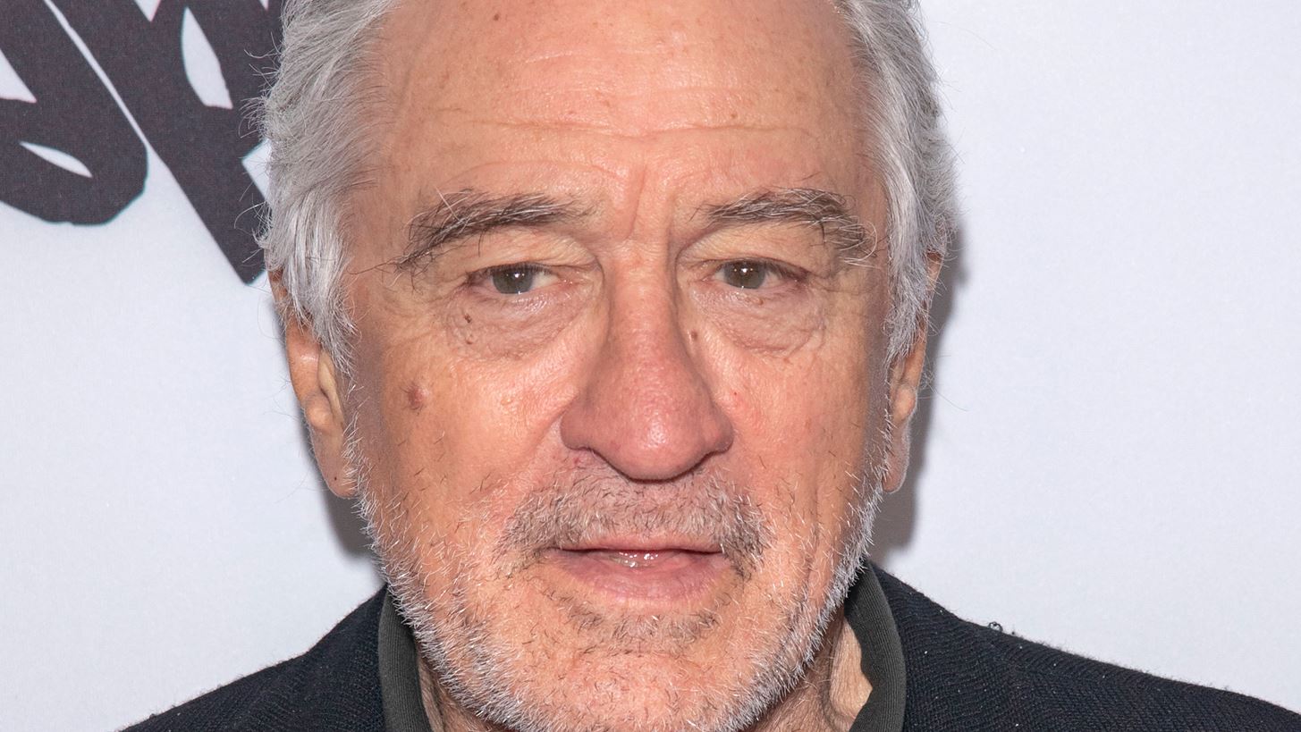 &#x3A0;&#x3AD;&#x3B8;&#x3B1;&#x3BD;&#x3B5; &#x3BF; 19&#x3C7;&#x3C1;&#x3BF;&#x3BD;&#x3BF;&#x3C2; &#x3B5;&#x3B3;&#x3B3;&#x3BF;&#x3BD;&#x3CC;&#x3C2; &#x3C4;&#x3BF;&#x3C5; Robert De Niro