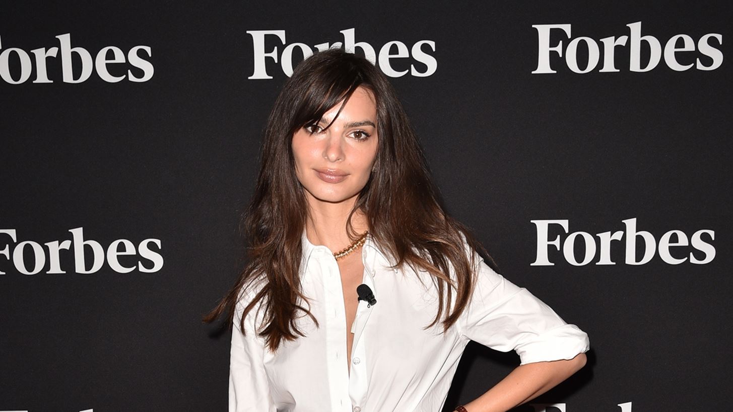 Emily Ratajkowski | &#x391;&#x3C0;&#x3BF;&#x3BA;&#x3AC;&#x3BB;&#x3C5;&#x3C8;&#x3B5; &#x3C0;&#x3C9;&#x3C2; &#x3B5;&#x3AF;&#x3BD;&#x3B1;&#x3B9; bisexual;