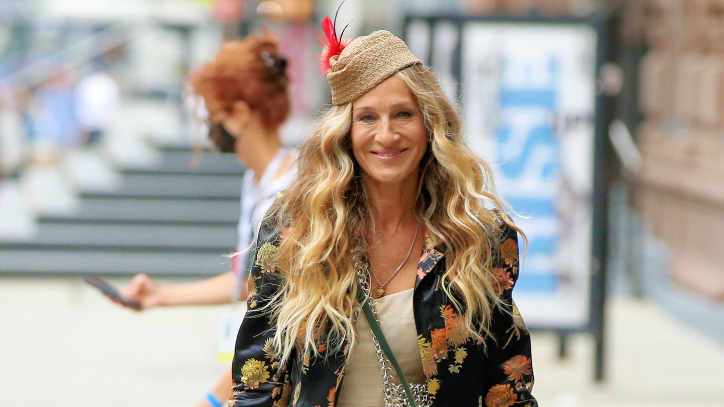 &#x3A4;&#x3B9; &#x3AD;&#x3C0;&#x3B1;&#x3B8;&#x3B5; &#x3B7; Carrie Bradshaw; &#x397; &#x3C7;&#x3B5;&#x3B9;&#x3C1;&#x3CC;&#x3C4;&#x3B5;&#x3C1;&#x3B7; &#x3B5;&#x3BC;&#x3C6;&#x3AC;&#x3BD;&#x3B9;&#x3C3;&#x3B7; &#x3C0;&#x3BF;&#x3C5; &#x3AD;&#x3C7;&#x3BF;&#x3C5;&#x3BC;&#x3B5; &#x3B4;&#x3B5;&#x3B9; &#x3B1;&#x3C0;&#x3CC; &#x3C4;&#x3BF; fashion icon