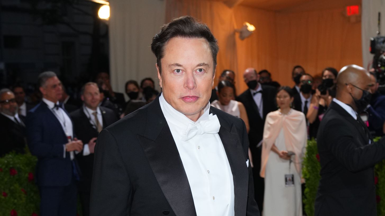 Elon Musk | &#x397; &#x3B5;&#x3BC;&#x3C6;&#x3AC;&#x3BD;&#x3B9;&#x3C3;&#x3B7; &#x3C3;&#x3C4;&#x3BF; Met Gala 2022 &#x3BC;&#x3B5; &#x3C4;&#x3B7; &#x3BC;&#x3B7;&#x3C4;&#x3AD;&#x3C1;&#x3B1; &#x3C4;&#x3BF;&#x3C5;