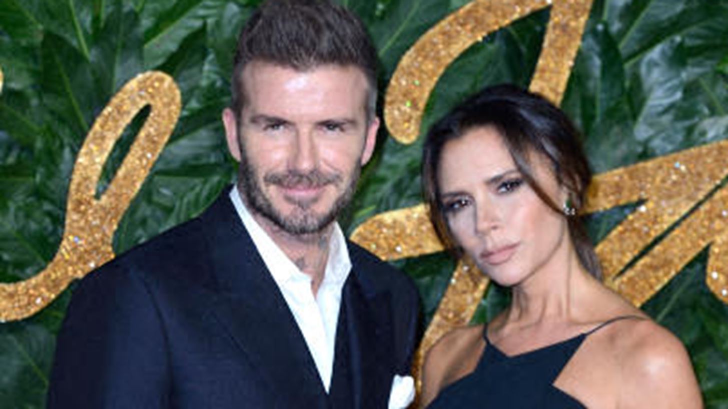 David Beckham | &#x3A4;&#x3BF; &#x3C4;&#x3C1;&#x3C5;&#x3C6;&#x3B5;&#x3C1;&#x3CC; &#x3BC;&#x3AE;&#x3BD;&#x3C5;&#x3BC;&#x3B1; &#x3C3;&#x3C4;&#x3B7; Victoria &#x3B3;&#x3B9;&#x3B1; &#x3C4;&#x3B7;&#x3BD; &#x397;&#x3BC;&#x3AD;&#x3C1;&#x3B1; &#x3C4;&#x3BF;&#x3C5; &#x391;&#x3B3;&#x3AF;&#x3BF;&#x3C5; &#x392;&#x3B1;&#x3BB;&#x3B5;&#x3BD;&#x3C4;&#x3AF;&#x3BD;&#x3BF;&#x3C5; (&#x3BA;&#x3B1;&#x3B9; &#x3B7; &#x3C3;&#x3C0;&#x3CC;&#x3BD;&#x3C4;&#x3B1; &#x3C3;&#x3C4;&#x3B7;&#x3BD; Harper)