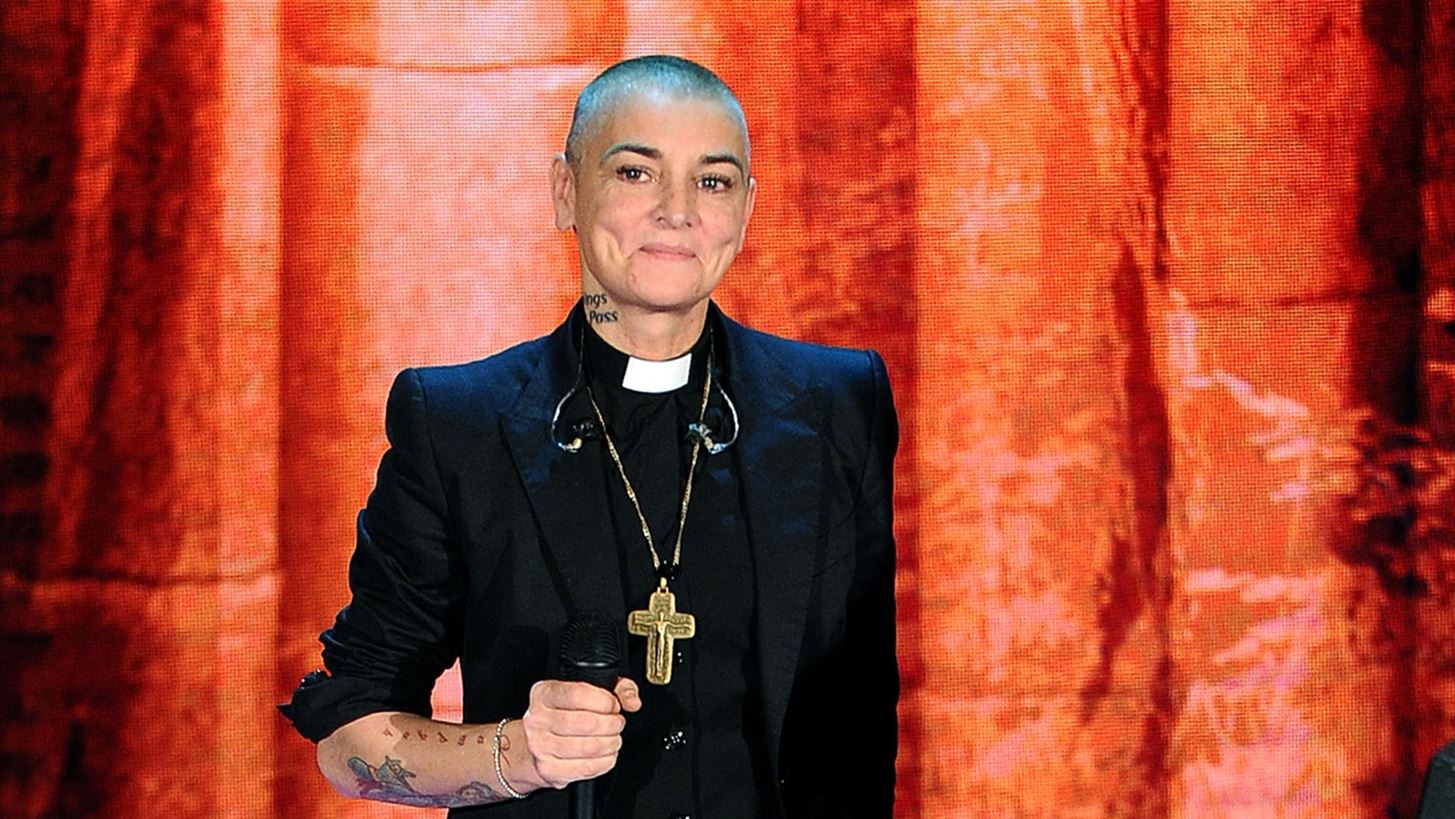Sinead O&#x27; Connor | &#x393;&#x3BD;&#x3C9;&#x3C3;&#x3C4;&#x3BF;&#x3C0;&#x3BF;&#x3B9;&#x3AE;&#x3B8;&#x3B7;&#x3BA;&#x3B5; &#x3B7; &#x3B1;&#x3B9;&#x3C4;&#x3AF;&#x3B1; &#x3B8;&#x3B1;&#x3BD;&#x3AC;&#x3C4;&#x3BF;&#x3C5; &#x3C4;&#x3B7;&#x3C2;, 6 &#x3BC;&#x3AE;&#x3BD;&#x3B5;&#x3C2; &#x3BC;&#x3B5;&#x3C4;&#x3AC; &#x3C4;&#x3BF; &#x3C4;&#x3C1;&#x3B1;&#x3B3;&#x3B9;&#x3BA;&#x3CC; &#x3C3;&#x3C5;&#x3BC;&#x3B2;&#x3AC;&#x3BD;