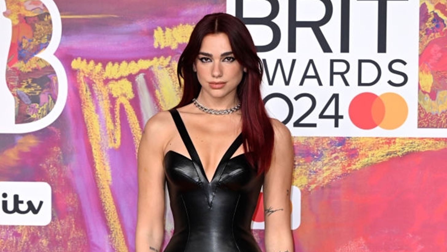 &#x397; Dua Lipa &#x3AD;&#x3C7;&#x3B5;&#x3B9; &#x3BA;&#x3AC;&#x3C4;&#x3B9; &#x3BD;&#x3B1; &#x3C0;&#x3B5;&#x3B9; &#x3B3;&#x3B9;&#x3B1; &#x3C4;&#x3BF;&#x3BD; &#x3B1;&#x3BA;&#x3C4;&#x3B9;&#x3B2;&#x3B9;&#x3C3;&#x3BC;&#x3CC; &#x3C3;&#x3AE;&#x3BC;&#x3B5;&#x3C1;&#x3B1;