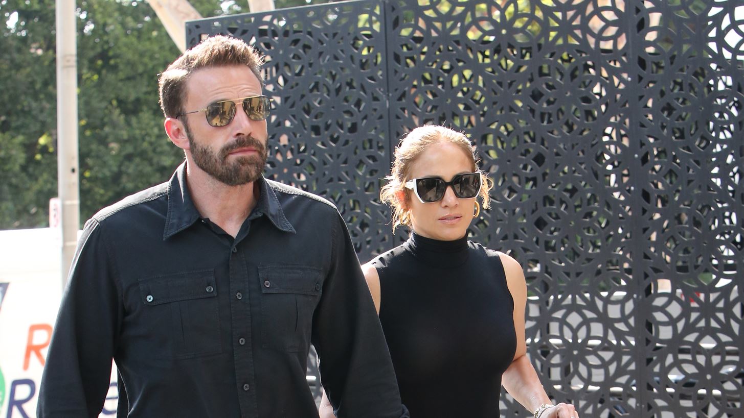 Jennifer Lopez- Ben Affleck | &#x39F; &#x3B5;&#x3BA;&#x3BD;&#x3B5;&#x3C5;&#x3C1;&#x3B9;&#x3C3;&#x3BC;&#x3CC;&#x3C2; &#x3BC;&#x3B5; &#x3C4;&#x3BF;&#x3C5;&#x3C2; &#x3C0;&#x3B1;&#x3C1;&#x3B1;&#x3C1;&#x3AC;&#x3C4;&#x3C3;&#x3B9; &#x3BC;&#x3B5;&#x3C4;&#x3AC; &#x3C4;&#x3BF; &#x3C1;&#x3BF;&#x3BC;&#x3B1;&#x3BD;&#x3C4;&#x3B9;&#x3BA;&#x3CC; &#x3C4;&#x3BF;&#x3C5;&#x3C2; &#x3B4;&#x3B5;&#x3AF;&#x3C0;&#x3BD;&#x3BF; (&#x3B2;&#x3AF;&#x3BD;&#x3C4;&#x3B5;&#x3BF;)