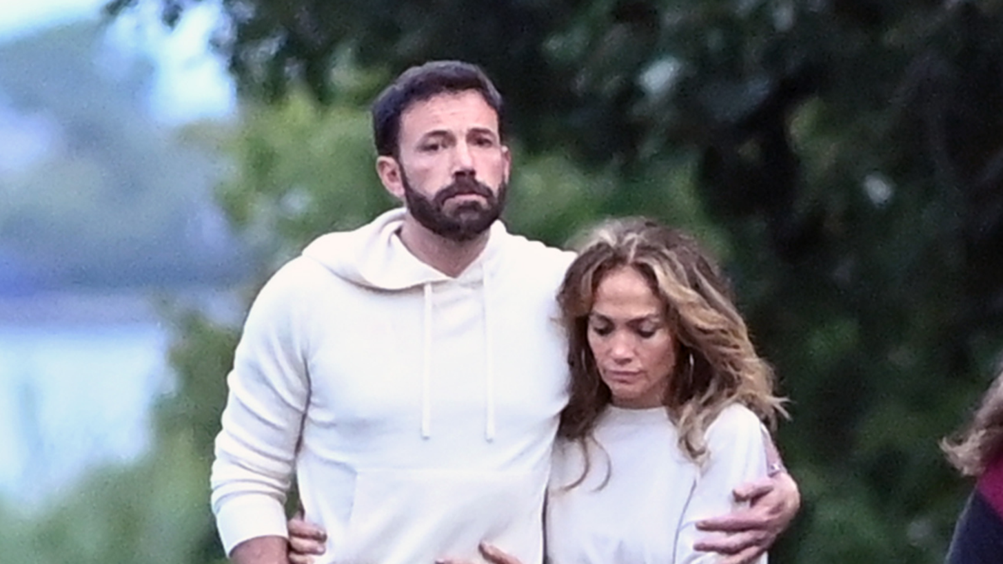 Jennifer Lopez - Ben Affleck | &#x3A4;&#x3BF; &#x3C5;&#x3C0;&#x3B5;&#x3C1;&#x3C0;&#x3BF;&#x3BB;&#x3C5;&#x3C4;&#x3B5;&#x3BB;&#x3AD;&#x3C2; &#x3C3;&#x3C0;&#x3AF;&#x3C4;&#x3B9; &#x3C0;&#x3BF;&#x3C5; &#x3B5;&#x3C0;&#x3B9;&#x3C3;&#x3BA;&#x3AD;&#x3C6;&#x3B8;&#x3B7;&#x3BA;&#x3B1;&#x3BD; &#x3B3;&#x3B9;&#x3B1; &#x3BD;&#x3B1; &#x3C3;&#x3C4;&#x3B5;&#x3B3;&#x3AC;&#x3C3;&#x3BF;&#x3C5;&#x3BD; &#x3C4;&#x3BF;&#x3BD; &#x3AD;&#x3C1;&#x3C9;&#x3C4;&#x3AC; &#x3C4;&#x3BF;&#x3C5;&#x3C2;