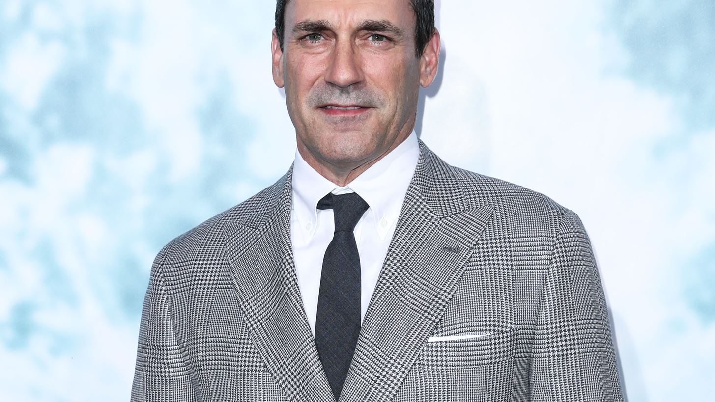 Jon Hamm | &#x394;&#x3B9;&#x3B1;&#x3C8;&#x3B5;&#x3CD;&#x3B4;&#x3B5;&#x3B9; &#x3C4;&#x3B9;&#x3C2; &#x3C6;&#x3AE;&#x3BC;&#x3B5;&#x3C2; &#x3C0;&#x3B5;&#x3C1;&#x3AF; &#x3C3;&#x3C7;&#x3AD;&#x3C3;&#x3B7;&#x3C2; &#x3BC;&#x3B5; &#x3C4;&#x3B7;&#x3BD; Jennifer Aniston &#x3BA;&#x3AC;&#x3BD;&#x3BF;&#x3BD;&#x3C4;&#x3B1;&#x3C2; &#x3B4;&#x3B7;&#x3BC;&#x3CC;&#x3C3;&#x3B9;&#x3B1; &#x3B5;&#x3C1;&#x3C9;&#x3C4;&#x3B9;&#x3BA;&#x3AE; &#x3B5;&#x3BE;&#x3BF;&#x3BC;&#x3BF;&#x3BB;&#x3CC;&#x3B3;&#x3B7;&#x3C3;&#x3B7; &#x3C3;&#x3C4;&#x3B7; &#x3C3;&#x3CD;&#x3BD;&#x3C4;&#x3C1;&#x3BF;&#x3C6;&#x3CC; &#x3C4;&#x3BF;&#x3C5;