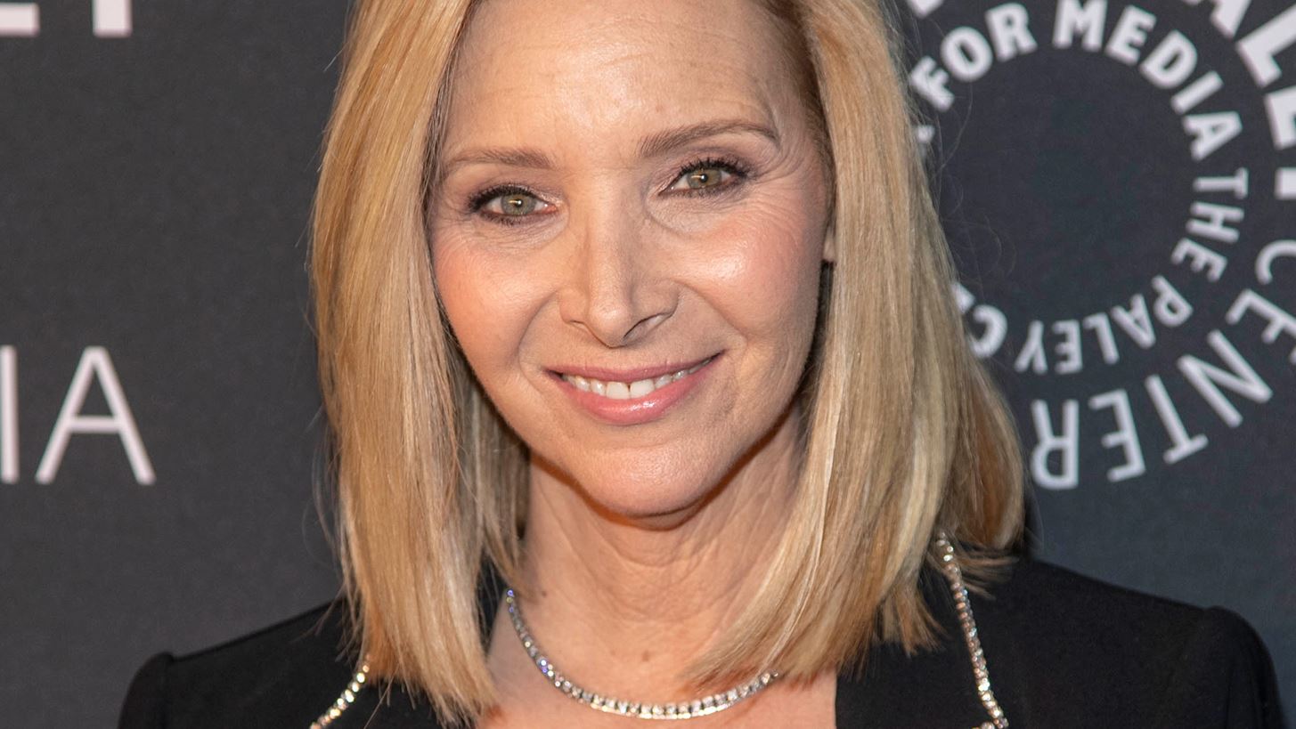 &#xA8;&#x388;&#x3BD;&#x3B9;&#x3C9;&#x3B8;&#x3B1; &#x3B1;&#x3BD;&#x3B1;&#x3C3;&#x3C6;&#x3AC;&#x3BB;&#x3B5;&#x3B9;&#x3B1;&quot;: H Lisa Kudrow &#x3BC;&#x3B9;&#x3BB;&#x3AC;&#x3B5;&#x3B9; &#x3B3;&#x3B9;&#x3B1; &#x3C4;&#x3B7; &#x3C3;&#x3C7;&#x3AD;&#x3C3;&#x3B7; &#x3C0;&#x3BF;&#x3C5; &#x3B5;&#x3AF;&#x3C7;&#x3B5; &#x3BC;&#x3B5; &#x3C4;&#x3BF; &#x3C3;&#x3CE;&#x3BC;&#x3B1; &#x3C4;&#x3B7;&#x3C2; &#x3CC;&#x3C4;&#x3B1;&#x3BD; &#x3C0;&#x3C1;&#x3C9;&#x3C4;&#x3B1;&#x3B3;&#x3C9;&#x3BD;&#x3B9;&#x3C3;&#x3C4;&#x3BF;&#x3CD;&#x3C3;&#x3B5; &#x3C3;&#x3C4;&#x3B1; &#x27;&#x3A6;&#x3B9;&#x3BB;&#x3B1;&#x3C1;&#x3AC;&#x3BA;&#x3B9;&#x3B1;&#x27;
