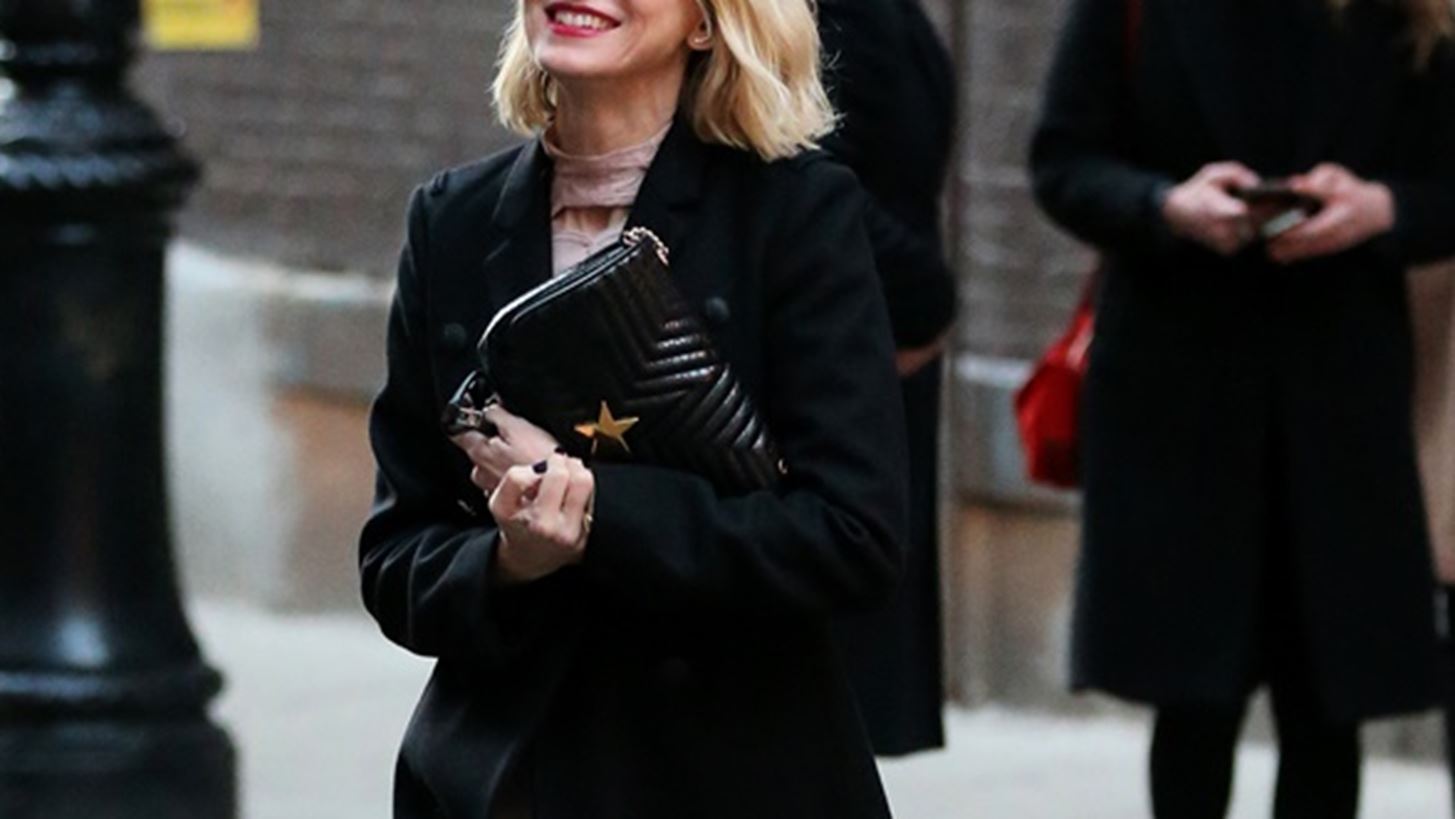 &#x3A0;&#x3BF;&#x3CD; &#x3B5;&#x3BD;&#x3C4;&#x3CC;&#x3C0;&#x3B9;&#x3C3;&#x3B5; &#x3BF; &#x3C6;&#x3C9;&#x3C4;&#x3BF;&#x3B3;&#x3C1;&#x3B1;&#x3C6;&#x3B9;&#x3BA;&#x3CC;&#x3C2; &#x3C6;&#x3B1;&#x3BA;&#x3CC;&#x3C2; &#x3C4;&#x3B7;&#x3BD; Naomi Watts;