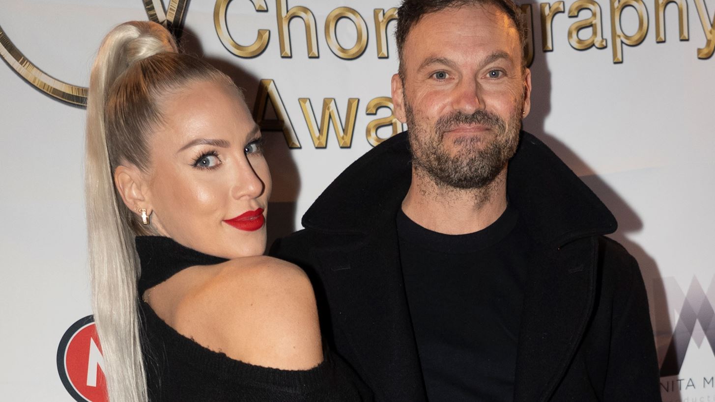 Brian Austin Green- Sharna Burgess  | &#x39C;&#x3B1;&#x3C2; &#x3C3;&#x3C5;&#x3C3;&#x3C4;&#x3AE;&#x3BD;&#x3BF;&#x3C5;&#x3BD; &#x3C4;o&#x3BD; &#x3BD;&#x3B5;&#x3BF;&#x3B3;&#x3AD;&#x3BD;&#x3BD;&#x3B7;&#x3C4;o &#x3B3;&#x3B9;&#x3BF; &#x3C4;&#x3BF;&#x3C5;&#x3C2; &#x3BC;&#x3B5; &#x3BC;&#x3B9;&#x3B1; &#x3CC;&#x3BC;&#x3BF;&#x3C1;&#x3C6;&#x3B7; &#x3C6;&#x3C9;&#x3C4;&#x3BF;&#x3B3;&#x3C1;&#x3B1;&#x3C6;&#x3AF;&#x3B1; &#x3C4;&#x3BF;&#x3C5;