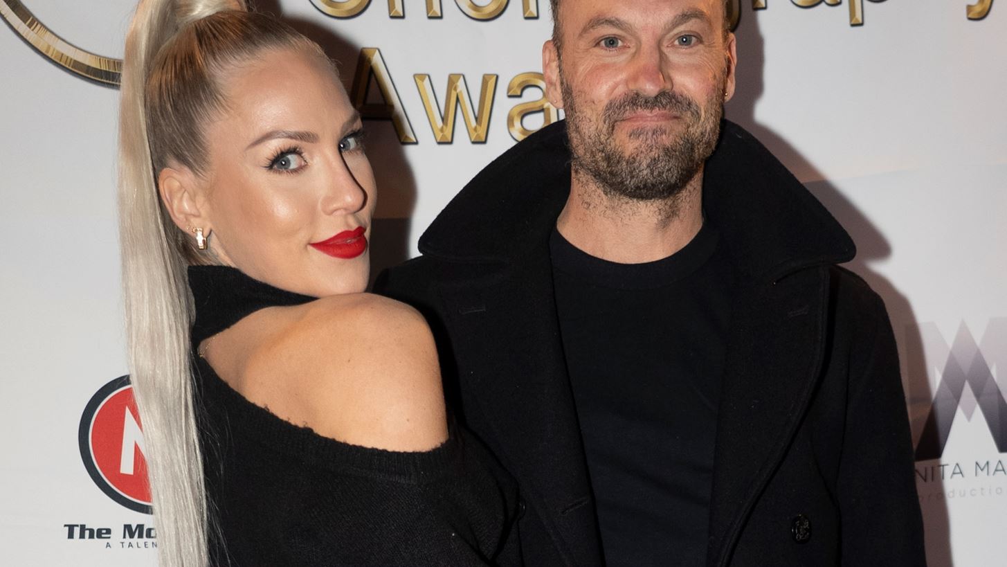 Brian Austin Green - Sharna Burgess | &#x388;&#x3C6;&#x3B5;&#x3C1;&#x3B1;&#x3BD; &#x3C3;&#x3C4;&#x3BF;&#x3BD; &#x3BA;&#x3CC;&#x3C3;&#x3BC;&#x3BF; &#x3C4;&#x3BF; &#x3C0;&#x3C1;&#x3CE;&#x3C4;&#x3BF; &#x3C4;&#x3BF;&#x3C5;&#x3C2; &#x3C0;&#x3B1;&#x3B9;&#x3B4;&#x3AF;