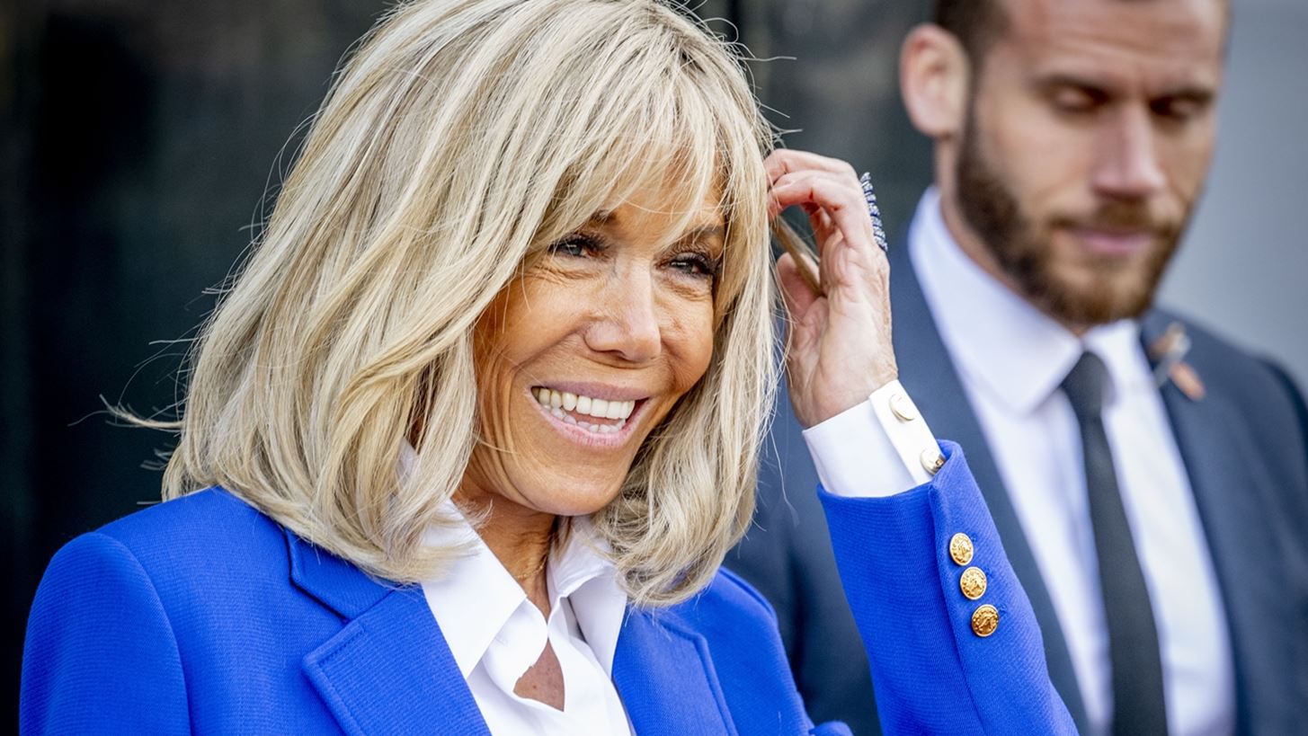 &#x397; Brigitte Macron &#x3B8;&#x3B1; &#x3BA;&#x3AC;&#x3BD;&#x3B5;&#x3B9; guest &#x3B5;&#x3BC;&#x3C6;&#x3AC;&#x3BD;&#x3B9;&#x3C3;&#x3B7; &#x3C3;&#x3C4;&#x3BF; Emily in Paris
