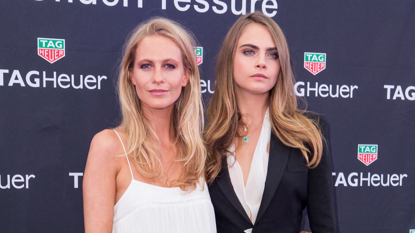 Cara Delevingne | &#x39F;&#x3B9; &#x3B1;&#x3BD;&#x3B7;&#x3C3;&#x3C5;&#x3C7;&#x3AF;&#x3B5;&#x3C2; &#x3B3;&#x3B9;&#x3B1; &#x3C4;&#x3B7;&#x3BD; &#x3C8;&#x3C5;&#x3C7;&#x3B9;&#x3BA;&#x3AE; &#x3C4;&#x3B7;&#x3C2; &#x3C5;&#x3B3;&#x3B5;&#x3AF;&#x3B1;