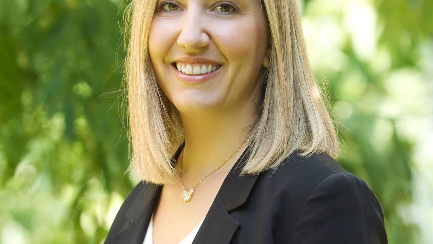 &#x397; &#x399;&#x3C9;&#x3AC;&#x3BD;&#x3BD;&#x3B1; &#x39C;&#x3AF;&#x3B3;&#x3B3;&#x3BF;&#x3C5; &#x3BC;&#x3B9;&#x3BB;&#x3AC;&#x3B5;&#x3B9; &#x3B3;&#x3B9;&#x3B1; &#x3C4;&#x3B7; &#x3B3;&#x3C5;&#x3BD;&#x3B1;&#x3B9;&#x3BA;&#x3B5;&#x3AF;&#x3B1; &#x3B5;&#x3BD;&#x3B4;&#x3C5;&#x3BD;&#x3AC;&#x3BC;&#x3C9;&#x3C3;&#x3B7; &#x3BA;&#x3B1;&#x3B9; &#x3B5;&#x3C0;&#x3B9;&#x3C7;&#x3B5;&#x3B9;&#x3C1;&#x3B7;&#x3BC;&#x3B1;&#x3C4;&#x3B9;&#x3BA;&#x3CC;&#x3C4;&#x3B7;&#x3C4;&#x3B1;