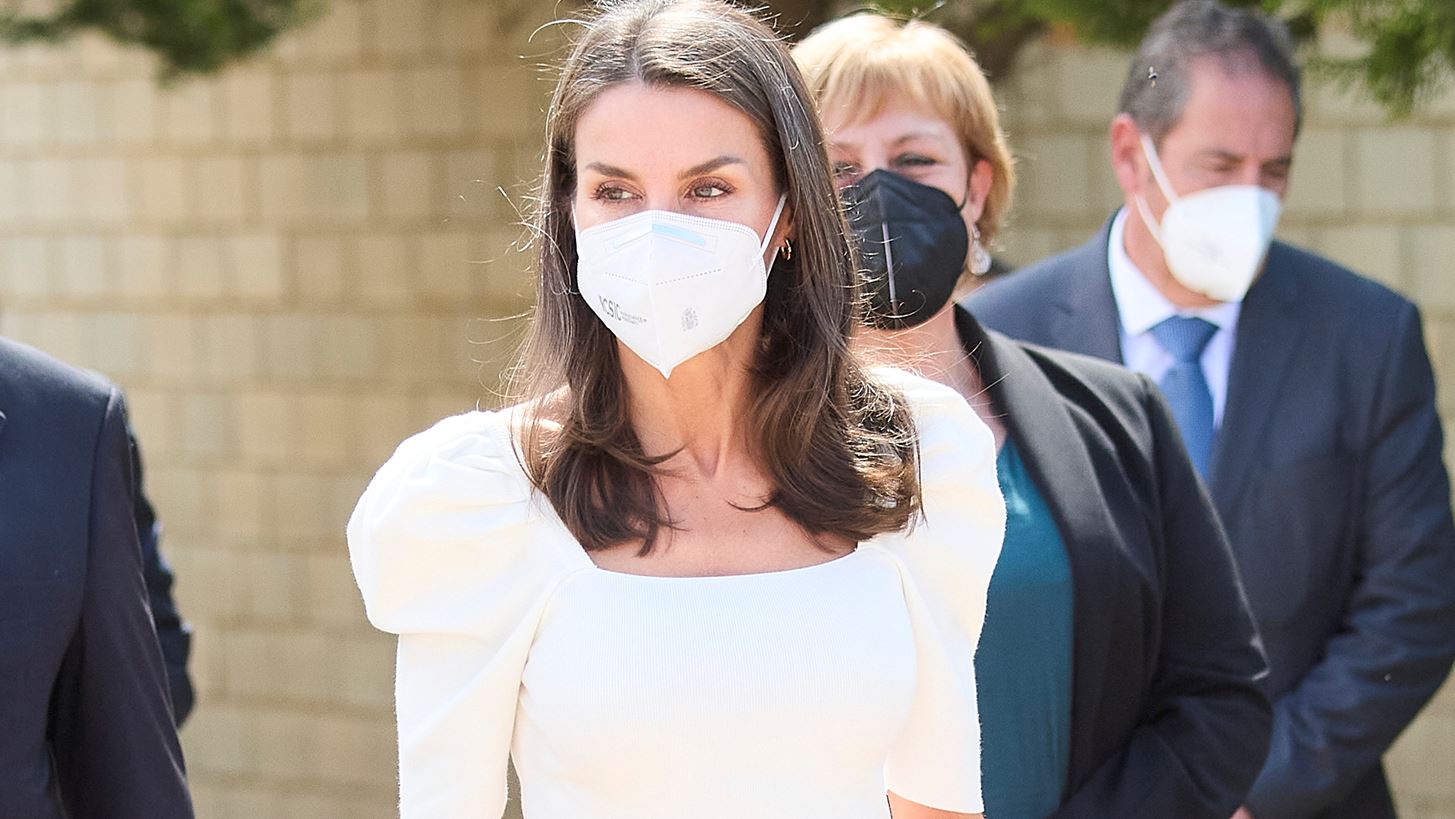 &#x397; &#x392;&#x3B1;&#x3C3;&#x3AF;&#x3BB;&#x3B9;&#x3C3;&#x3C3;&#x3B1; Letizia &#x3BC;&#x3B5; &#x3B5;&#x3BD;&#x3C4;&#x3C5;&#x3C0;&#x3C9;&#x3C3;&#x3B9;&#x3B1;&#x3BA;&#x3AE; &#x3BC;&#x3C0;&#x3BB;&#x3BF;&#x3CD;&#x3B6;&#x3B1; Uterque &#x3C3;&#x3B5; &#x3B5;&#x3C0;&#x3AF;&#x3C3;&#x3B7;&#x3BC;&#x3B7; &#x3B5;&#x3BA;&#x3B4;&#x3AE;&#x3BB;&#x3C9;&#x3C3;&#x3B7;