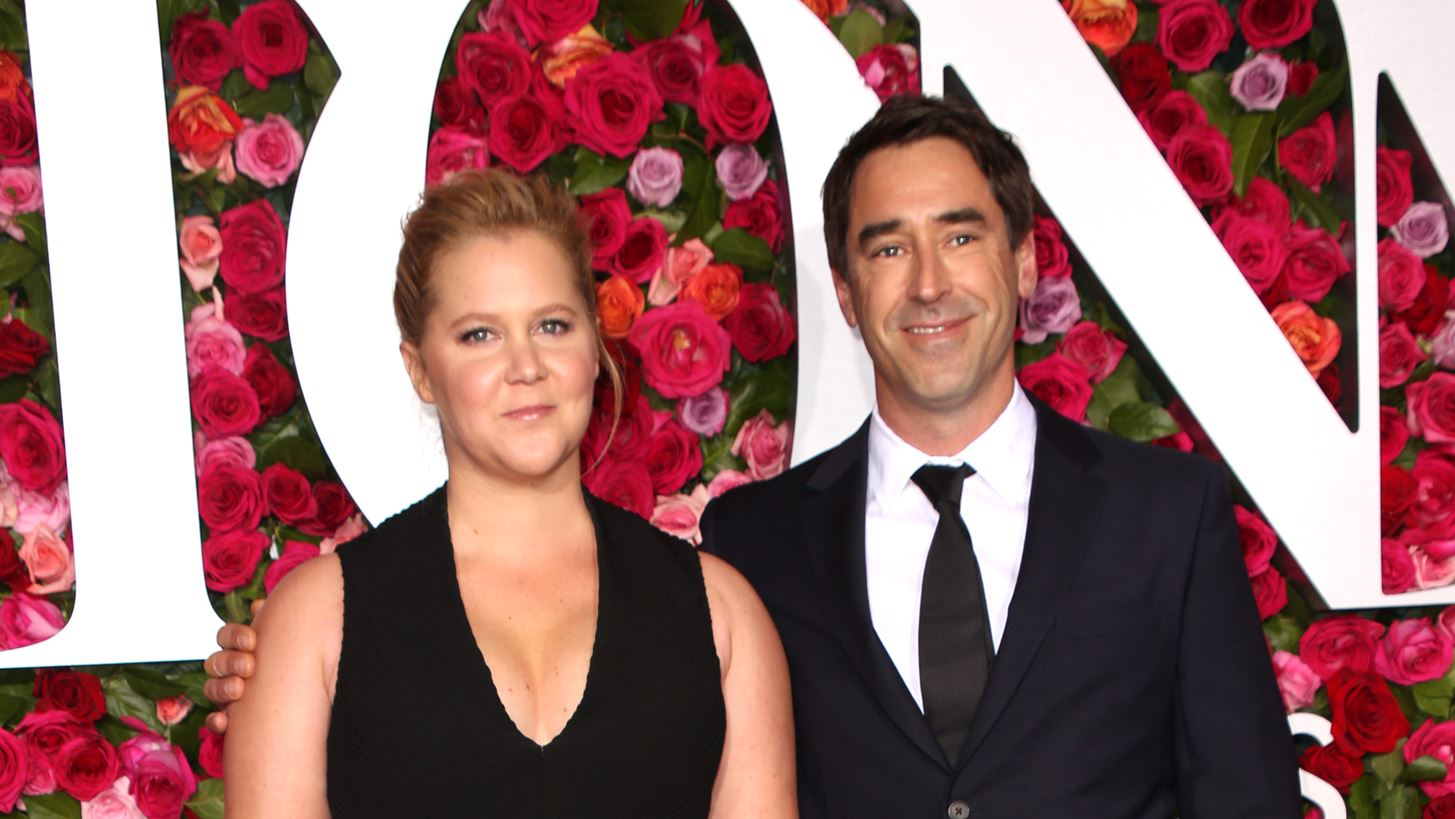 &#x397; Amy Schumer &#x3BA;&#x3AC;&#x3BD;&#x3B5;&#x3B9; &#x3BC;&#x3AF;&#x3B1; &#x3B5;&#x3B9;&#x3BB;&#x3B9;&#x3BA;&#x3C1;&#x3B9;&#x3BD;&#x3AE; &#x3B4;&#x3B9;&#x3B1;&#x3C0;&#x3AF;&#x3C3;&#x3C4;&#x3C9;&#x3C3;&#x3B7; &#x3B3;&#x3B9;&#x3B1; &#x3C4;&#x3B7; &#x3BC;&#x3B7;&#x3C4;&#x3C1;&#x3CC;&#x3C4;&#x3B7;&#x3C4;&#x3B1; &#x3BA;&#x3B1;&#x3B9; &#x3C4;&#x3BF; Instagram &#x3C4;&#x3B7;&#x3BD; &#x3B1;&#x3C0;&#x3BF;&#x3B8;&#x3B5;&#x3CE;&#x3BD;&#x3B5;&#x3B9;