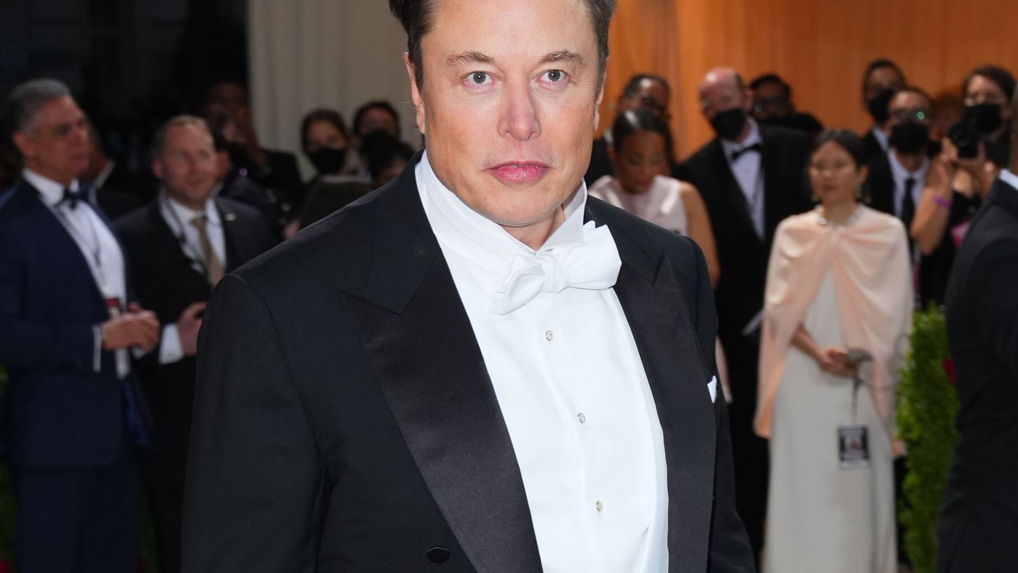 Elon Musk | &#x398;&#x3AD;&#x3BB;&#x3B5;&#x3B9; &#x3BD;&#x3B1; &#x3B1;&#x3C0;&#x3BF;&#x3BB;&#x3CD;&#x3C3;&#x3B5;&#x3B9; &#x3C4;&#x3C9;&#x3BD; 75% &#x3C4;&#x3C9;&#x3BD; &#x3B5;&#x3C1;&#x3B3;&#x3B1;&#x3B6;&#x3BF;&#x3BC;&#x3AD;&#x3BD;&#x3C9;&#x3BD; &#x3C3;&#x3C4;&#x3BF; Twitter
