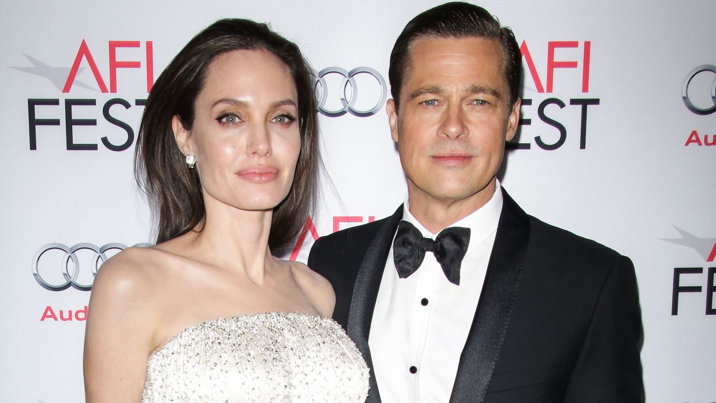 Angelina Jolie | &#x394;&#x3B5;&#x3BD; &#x3B8;&#x3B1; &#x3C3;&#x3C5;&#x3B3;&#x3C7;&#x3C9;&#x3C1;&#x3AE;&#x3C3;&#x3B5;&#x3B9; &#x3C0;&#x3BF;&#x3C4;&#x3AD; &#x3C4;&#x3BF;&#x3BD; Brad Pitt