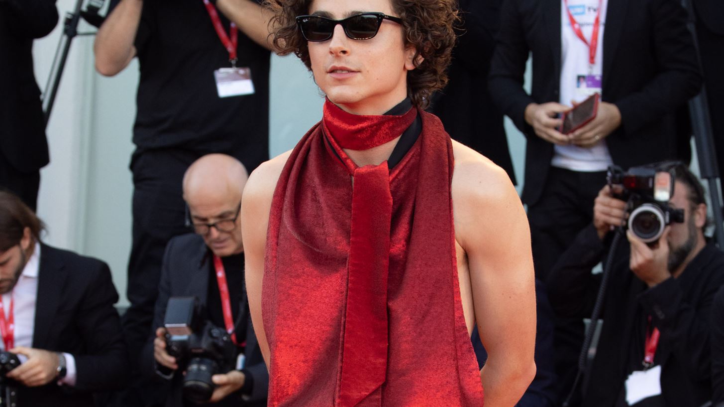 Timoth&#xE9;e Chalamet | &#x397; &#x3B5;&#x3BC;&#x3C6;&#x3AC;&#x3BD;&#x3B9;&#x3C3;&#x3B7; &#x3C3;&#x3C4;&#x3B7; &#x392;&#x3B5;&#x3BD;&#x3B5;&#x3C4;&#x3AF;&#x3B1; &#x3BC;&#x3B5; &#x3B5;&#x3BE;&#x3CE;&#x3C0;&#x3BB;&#x3B1;&#x3C4;&#x3BF; top &#x3C0;&#x3BF;&#x3C5; &#x3AD;&#x3BA;&#x3B1;&#x3BD;&#x3B5; &#x3C4;&#x3BF;&#x3C5;&#x3C2; fans &#x3C4;&#x3BF;&#x3C5; &#x3BD;&#x3B1; &#x3C4;&#x3BF;&#x3BD; &#x27;&#x3C0;&#x3C1;&#x3BF;&#x3C3;&#x3BA;&#x3C5;&#x3BD;&#x3BF;&#x3CD;&#x3BD;&#x27; &#x3B3;&#x3B9;&#x3B1; &#x3B1;&#x3BA;&#x3CC;&#x3BC;&#x3B1; &#x3BC;&#x3B9;&#x3B1; &#x3C6;&#x3BF;&#x3C1;&#x3AC;