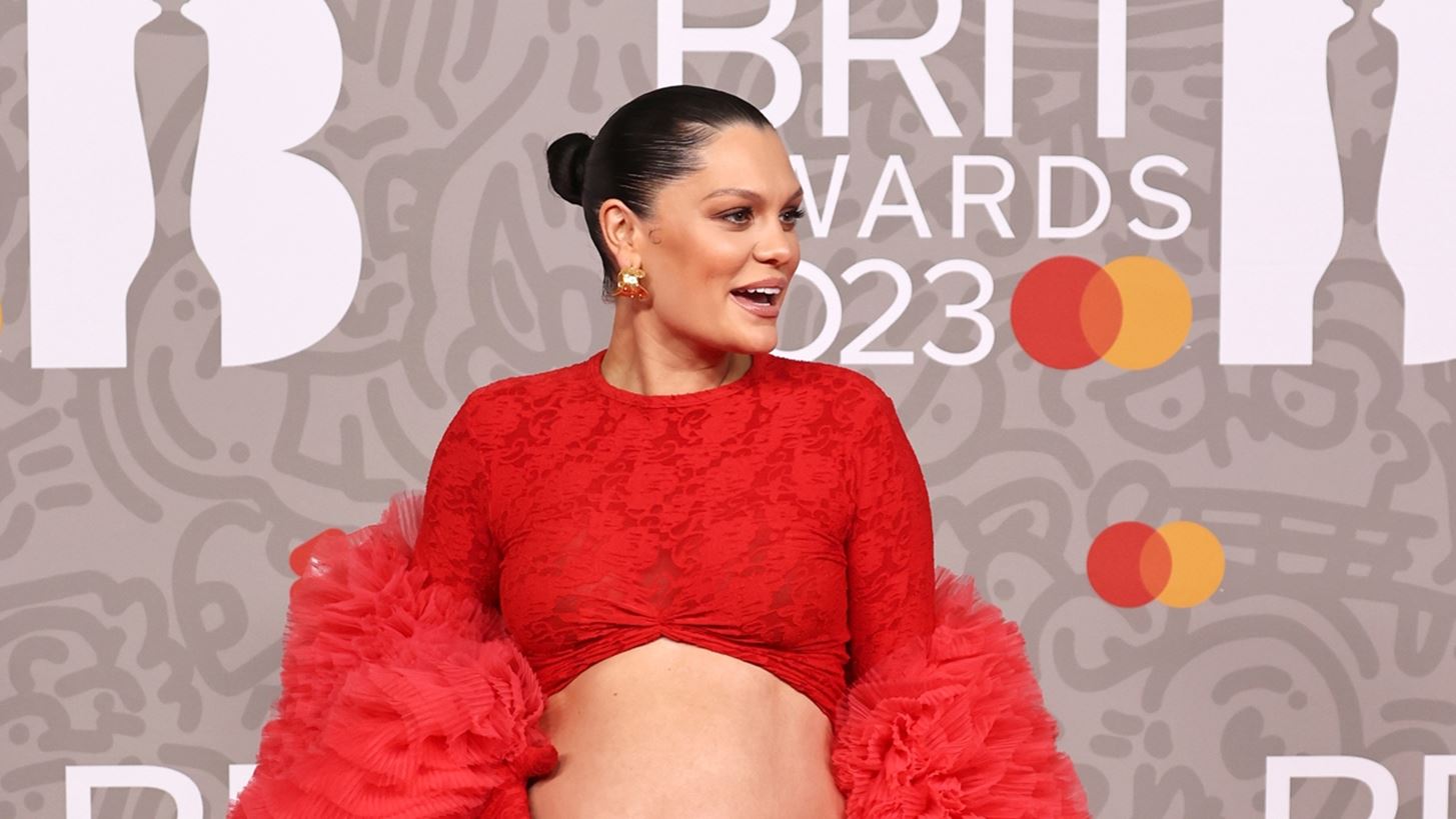 Brit Awards 2023 | &#x39F;&#x3B9; &#x3B4;&#x3B9;&#x3AC;&#x3C3;&#x3B7;&#x3BC;&#x3BF;&#x3B9; &#x3C0;&#x3BF;&#x3C5; &#x3AD;&#x3B4;&#x3C9;&#x3C3;&#x3B1;&#x3BD; &#x3C4;&#x3BF; &#x3C0;&#x3B1;&#x3C1;&#x3CE;&#x3BD; &#x3C3;&#x3C4;&#x3B7; &#x3BB;&#x3B1;&#x3BC;&#x3C0;&#x3B5;&#x3C1;&#x3AE; &#x3B2;&#x3C1;&#x3B1;&#x3B4;&#x3B9;&#x3AC;