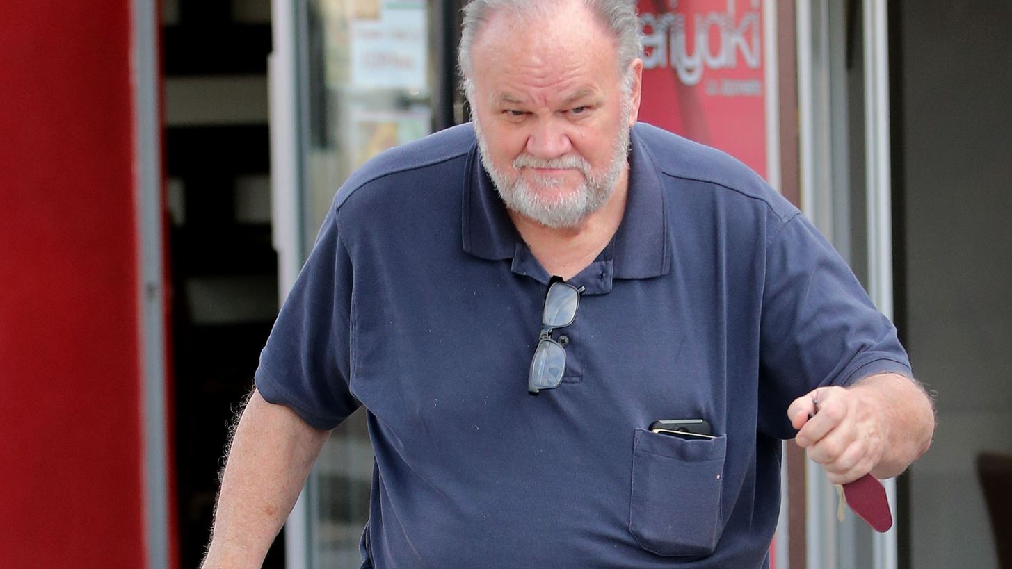 Thomas Markle | &#x3A3;&#x3C4;&#x3BF; &#x3BD;&#x3BF;&#x3C3;&#x3BF;&#x3BA;&#x3BF;&#x3BC;&#x3B5;&#x3AF;&#x3BF; &#x3BC;&#x3B5; &#x3B5;&#x3B3;&#x3BA;&#x3B5;&#x3C6;&#x3B1;&#x3BB;&#x3B9;&#x3BA;&#x3CC; &#x3BF; &#x3C0;&#x3B1;&#x3C4;&#x3AD;&#x3C1;&#x3B1;&#x3C2; &#x3C4;&#x3B7;&#x3C2; Meghan