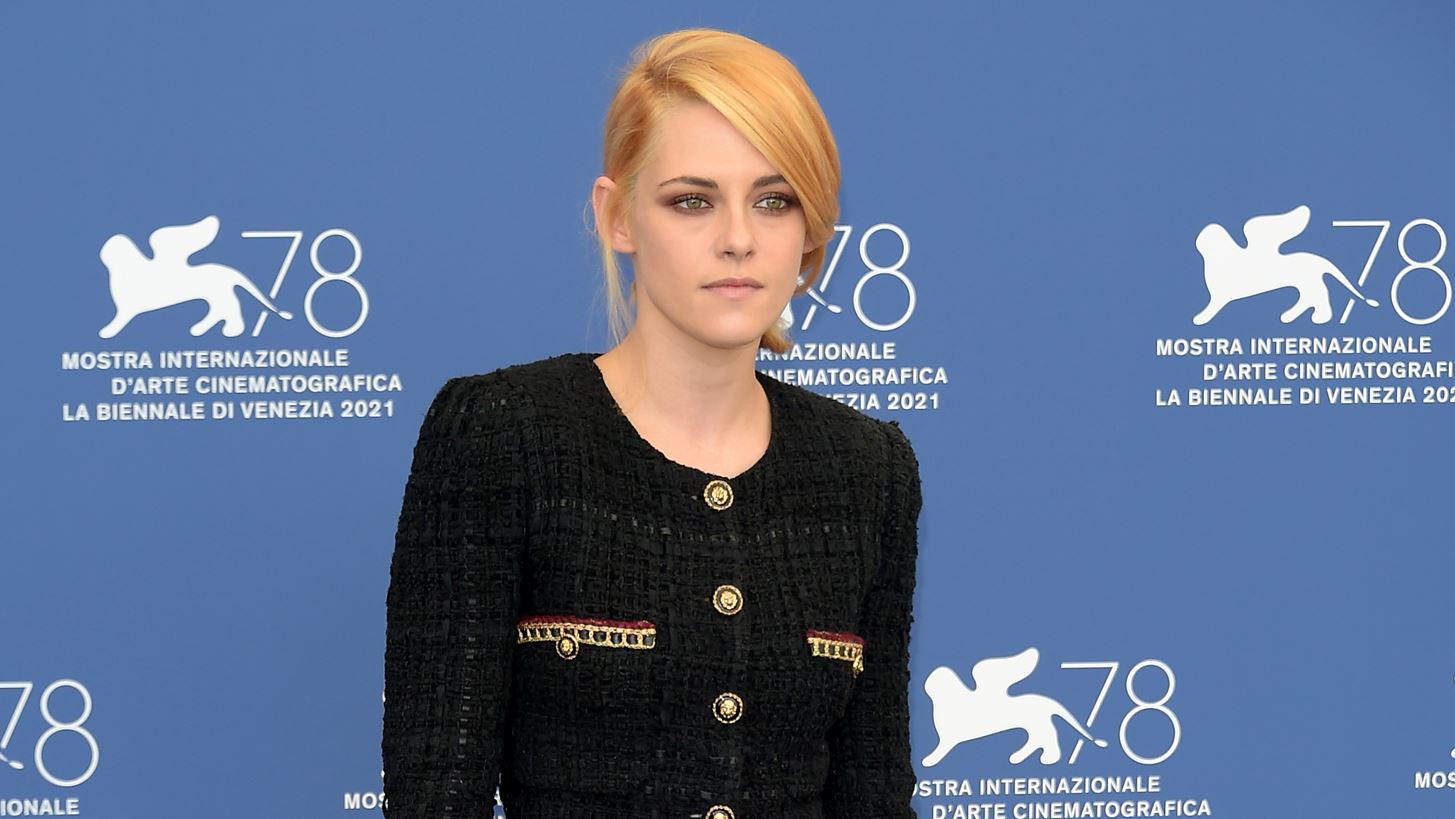 &#x397; Kristen Stewart &#x3B4;&#x3B5;&#x3BD; &#x3B5;&#x3AF;&#x3C7;&#x3B5; &#x3C4;&#x3BF; &#x3C3;&#x3B8;&#x3AD;&#x3BD;&#x3BF;&#x3C2; &#x3BD;&#x3B1; &#x3B4;&#x3B5;&#x3B9; &#x3C4;&#x3B7; &#x3C3;&#x3C5;&#x3BD;&#x3AD;&#x3BD;&#x3C4;&#x3B5;&#x3C5;&#x3BE;&#x3B7; &#x3C4;&#x3B7;&#x3C2; Meghan Markle &#x3BA;&#x3B1;&#x3B9; &#x3C4;&#x3BF;&#x3C5; &#x3C0;&#x3C1;&#x3AF;&#x3B3;&#x3BA;&#x3B9;&#x3C0;&#x3B1; Harry &#x3C3;&#x3C4;&#x3B7;&#x3BD; Oprah Winfrey