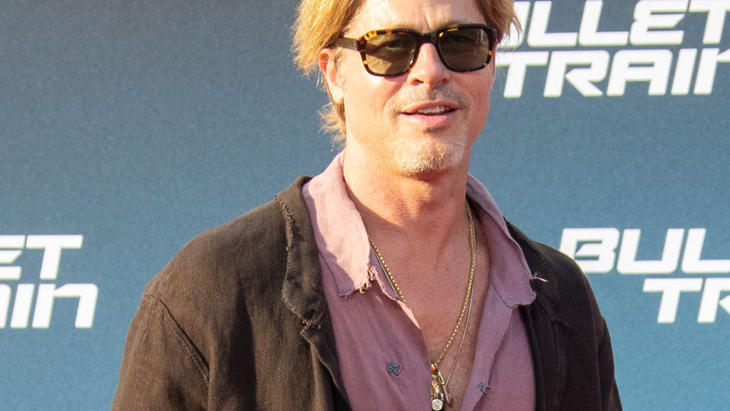 &#x39F; Brad Pitt &#x3B5;&#x3BC;&#x3C6;&#x3B1;&#x3BD;&#x3AF;&#x3C3;&#x3C4;&#x3B7;&#x3BA;&#x3B5; &#x3BC;&#x3B5; &#x3BD;&#x3AD;&#x3B1; &#x3C3;&#x3CD;&#x3BD;&#x3C4;&#x3C1;&#x3BF;&#x3C6;&#x3BF; | &#x395;&#x3AF;&#x3BD;&#x3B1;&#x3B9; &#x3C0;&#x3C1;&#x3CE;&#x3B7;&#x3BD; &#x3C3;&#x3CD;&#x3B6;&#x3C5;&#x3B3;&#x3BF;&#x3C2; &#x3B4;&#x3B9;&#x3AC;&#x3C3;&#x3B7;&#x3BC;&#x3BF;&#x3C5; &#x3B7;&#x3B8;&#x3BF;&#x3C0;&#x3BF;&#x3B9;&#x3BF;&#x3CD;