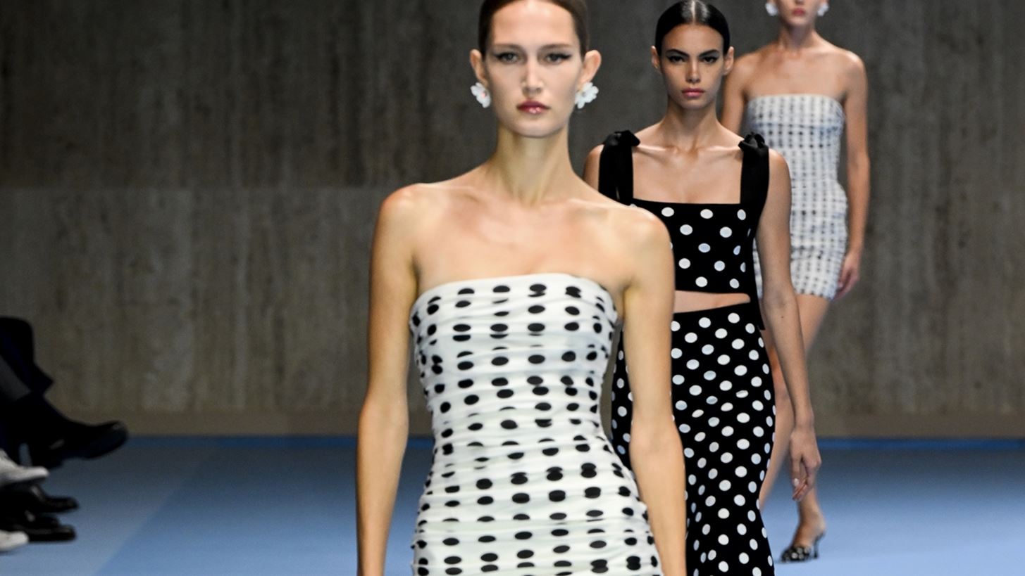 Polka Dot | 7 items &#x3B3;&#x3B9;&#x3B1; &#x3BD;&#x3B1; &#x3C5;&#x3B9;&#x3BF;&#x3B8;&#x3B5;&#x3C4;&#x3AE;&#x3C3;&#x3B5;&#x3B9;&#x3C2; &#x3C4;&#x3B7;&#x3BD; &#x3B1;&#x3C0;&#x3CC;&#x3BB;&#x3C5;&#x3C4;&#x3B7; &#x3C4;&#x3AC;&#x3C3;&#x3B7; &#x3C4;&#x3BF;&#x3C5; &#x3BA;&#x3B1;&#x3BB;&#x3BF;&#x3BA;&#x3B1;&#x3B9;&#x3C1;&#x3B9;&#x3BF;&#x3CD;