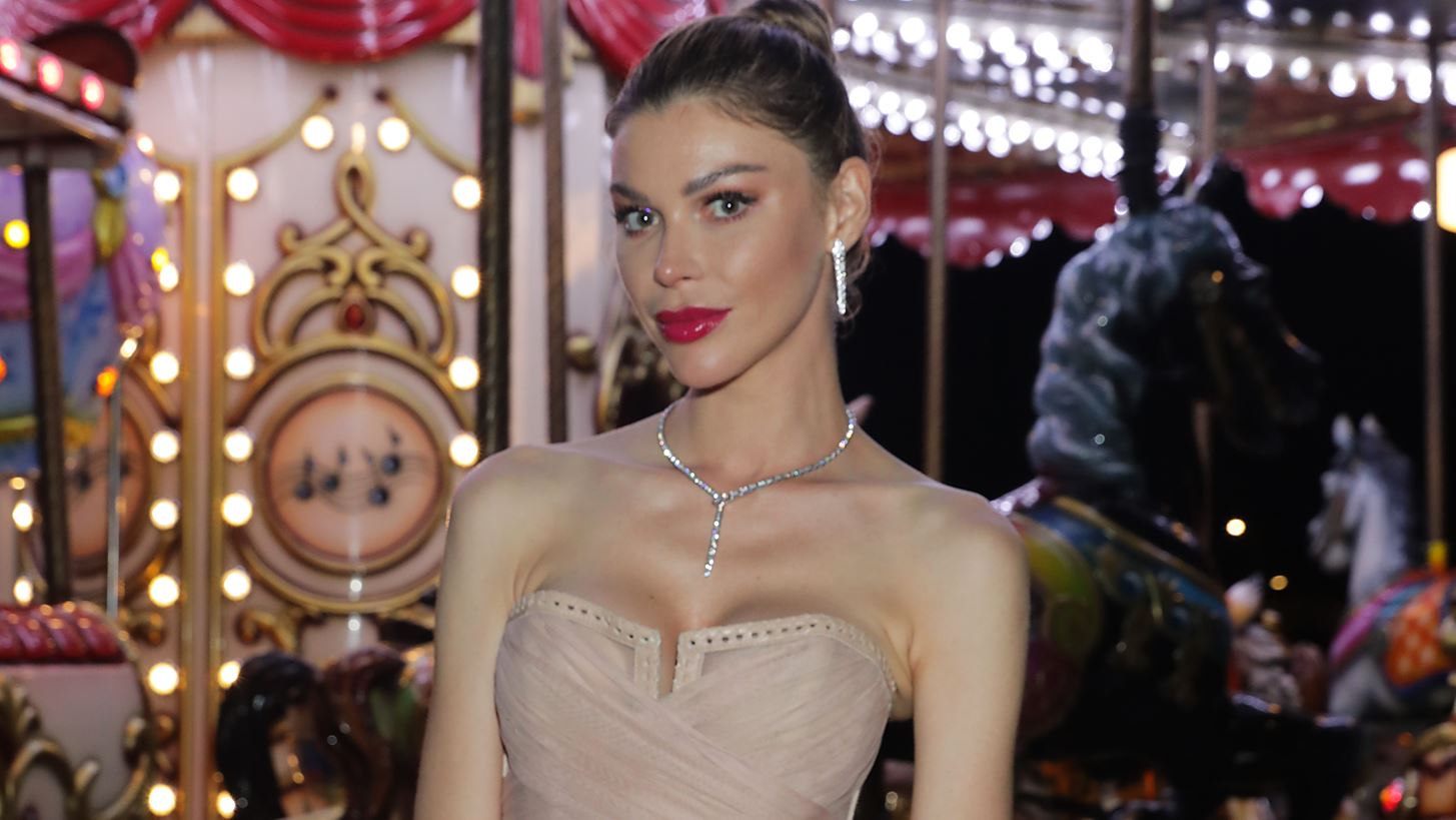 Made in Greece | 10 κομμάτια από ελληνικές εταιρείες για τις πιο κομψές βραδινές εμφανίσεις