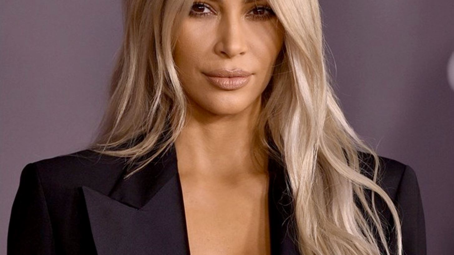 &#x38C;&#x3C4;&#x3B1;&#x3BD; &#x3B7; Kim Kardashian &#x3B5;&#x3C0;&#x3B9;&#x3C3;&#x3BA;&#x3AD;&#x3C6;&#x3B8;&#x3B7;&#x3BA;&#x3B5; &#x3C4;&#x3BF;&#x3BD; Donald Trump &#x3C3;&#x3C4;&#x3BF; &#x39B;&#x3B5;&#x3C5;&#x3BA;&#x3CC; &#x39F;&#x3AF;&#x3BA;&#x3BF;
