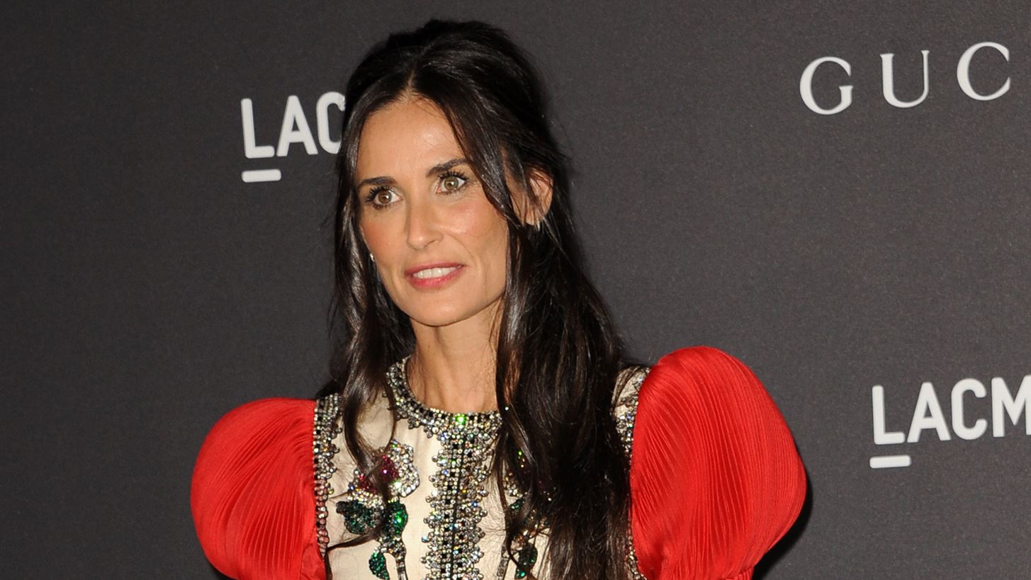 Demi Moore | &#x3A4;&#x3BF; &#x3B1;&#x3C0;&#x3AF;&#x3C3;&#x3C4;&#x3B5;&#x3C5;&#x3C4;&#x3BF; &#x3BA;&#x3BF;&#x3C1;&#x3BC;&#x3AF; &#x3C3;&#x3C4;&#x3B1; 58 &#x3C4;&#x3B7;&#x3C2; &#x3BA;&#x3B1;&#x3B9; &#x3BF;&#x3B9; &#x3B4;&#x3B9;&#x3B1;&#x3BA;&#x3BF;&#x3C0;&#x3AD;&#x3C2; &#x3C3;&#x3C4;&#x3B7; &#x39C;&#x3CD;&#x3BA;&#x3BF;&#x3BD;&#x3BF;