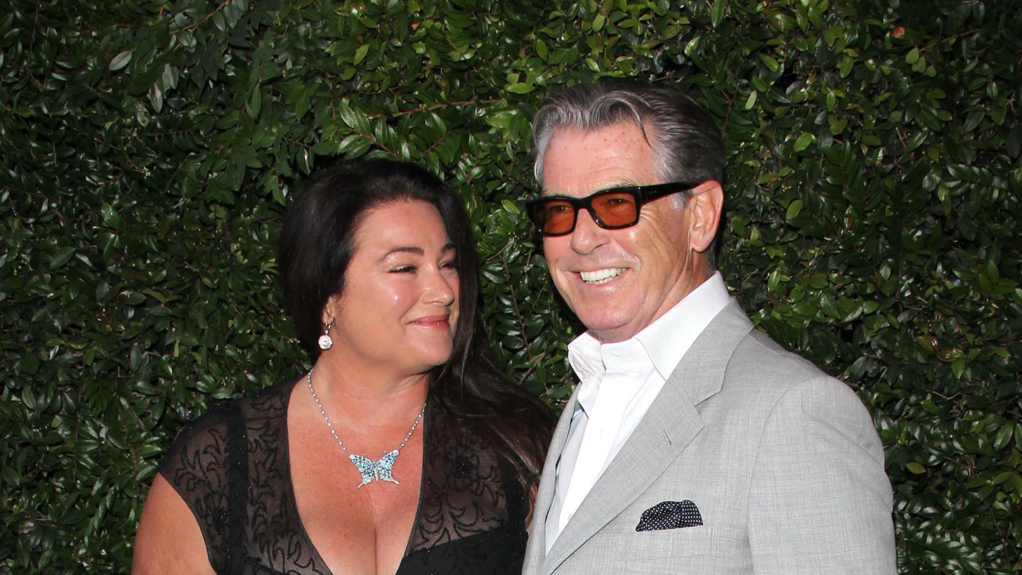 Pierce Brosnan | &#x397; &#x3B1;&#x3C6;&#x3B9;&#x3AD;&#x3C1;&#x3C9;&#x3C3;&#x3B7; &#x3C3;&#x3C4;&#x3B7; &#x3C3;&#x3CD;&#x3B6;&#x3C5;&#x3B3;&#x3CC; &#x3C4;&#x3BF;&#x3C5; &#x3B3;&#x3B9;&#x3B1; &#x3C4;&#x3B1; 20 &#x3C7;&#x3C1;&#x3CC;&#x3BD;&#x3B9;&#x3B1; &#x3B3;&#x3AC;&#x3BC;&#x3BF;&#x3C5; &#x3B5;&#x3AF;&#x3BD;&#x3B1;&#x3B9; &#x3B7; &#x3B1;&#x3C0;&#x3CC;&#x3B4;&#x3B5;&#x3B9;&#x3BE;&#x3B7; &#x3C4;&#x3B7;&#x3C2; &#x3C0;&#x3B1;&#x3BD;&#x3C4;&#x3BF;&#x3C4;&#x3B9;&#x3BD;&#x3AE;&#x3C2; &#x3B1;&#x3B3;&#x3AC;&#x3C0;&#x3B7;&#x3C2;