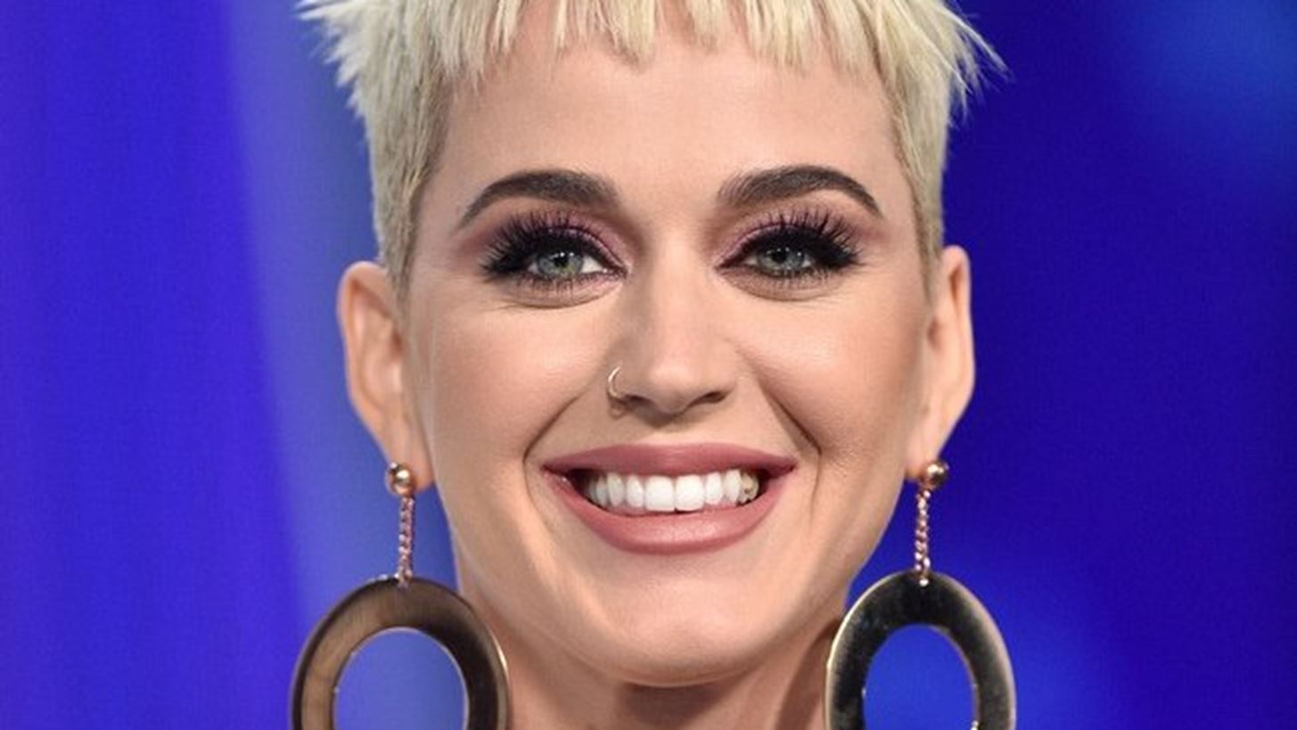 &#x3A0;&#x3BF;&#x3CD; &#x3B5;&#x3BD;&#x3C4;&#x3CC;&#x3C0;&#x3B9;&#x3C3;&#x3B5; &#x3BF; &#x3C6;&#x3C9;&#x3C4;&#x3BF;&#x3B3;&#x3C1;&#x3B1;&#x3C6;&#x3B9;&#x3BA;&#x3CC;&#x3C2; &#x3C6;&#x3B1;&#x3BA;&#x3CC;&#x3C2; &#x3C4;&#x3B7;&#x3BD; Katy Perry;