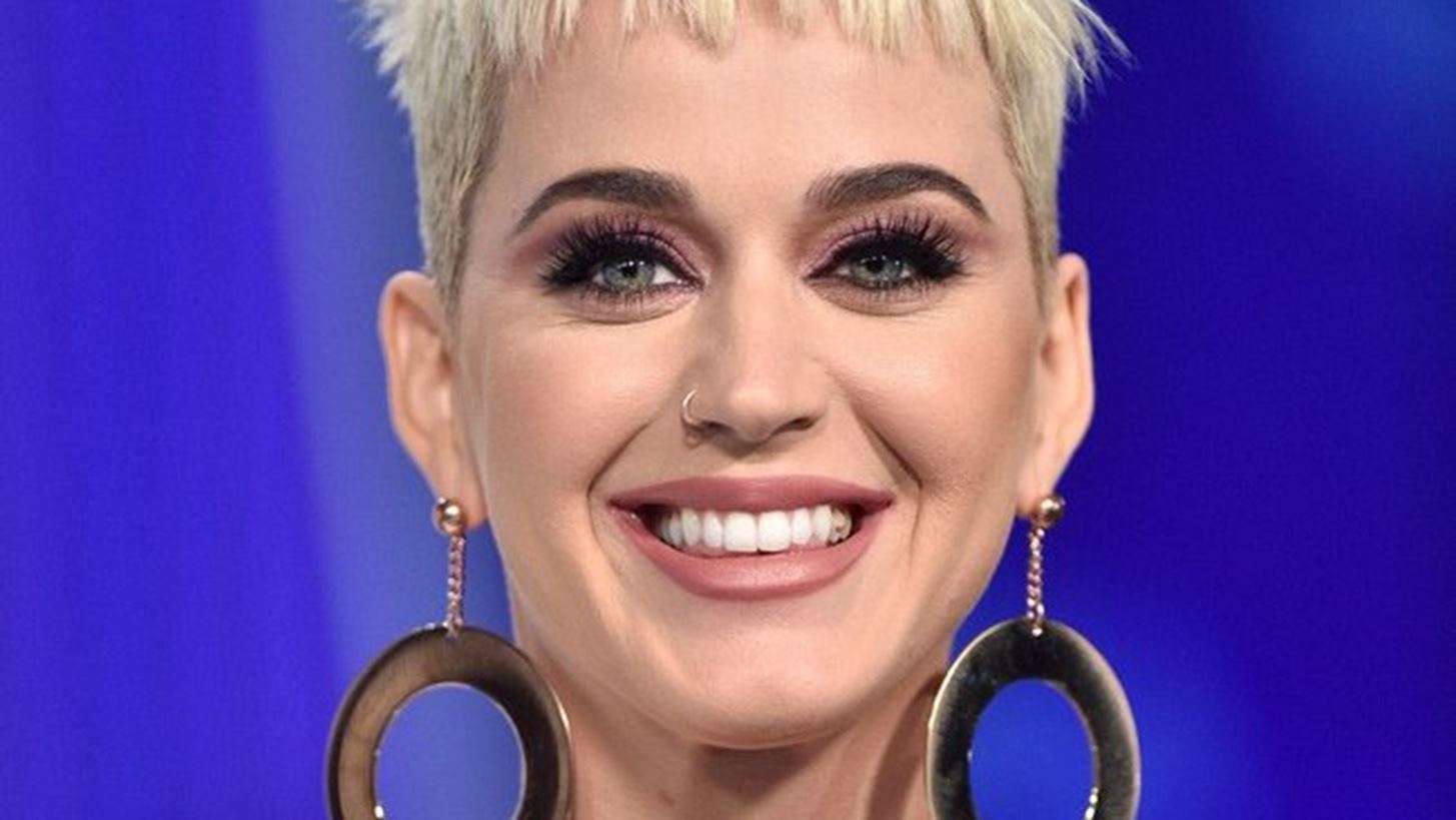 &#x3A0;&#x3BF;&#x3CD; &#x3B5;&#x3BD;&#x3C4;&#x3CC;&#x3C0;&#x3B9;&#x3C3;&#x3B5; &#x3BF; &#x3C6;&#x3C9;&#x3C4;&#x3BF;&#x3B3;&#x3C1;&#x3B1;&#x3C6;&#x3B9;&#x3BA;&#x3CC;&#x3C2; &#x3C6;&#x3B1;&#x3BA;&#x3CC;&#x3C2; &#x3C4;&#x3B7;&#x3BD; Katy Perry;
