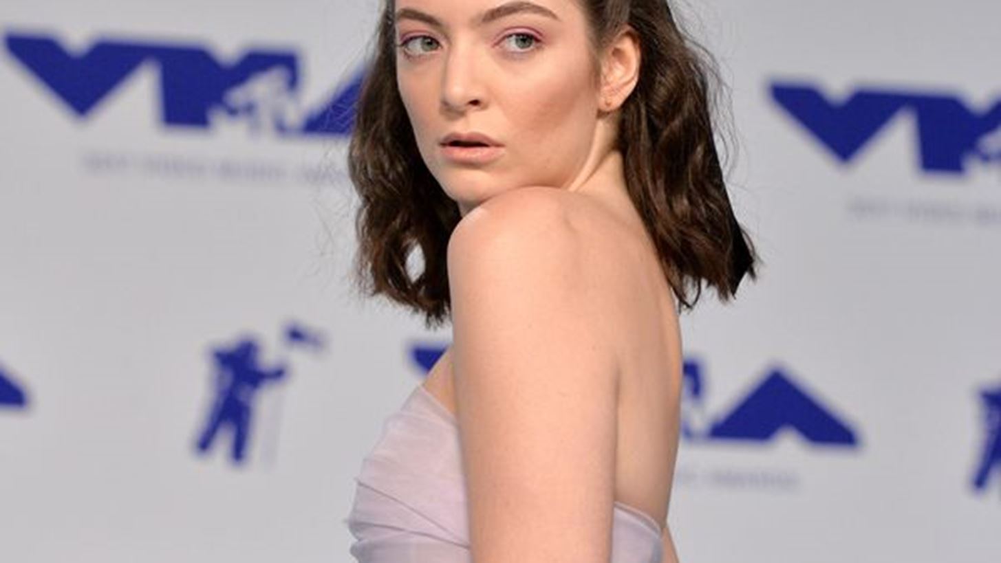 &#x397; Lorde &#x3BA;&#x3B1;&#x3B9; &#x3B7; Ariana Grande &#x3B8;&#x3B1; &#x3BA;&#x3C5;&#x3BA;&#x3BB;&#x3BF;&#x3C6;&#x3BF;&#x3C1;&#x3AE;&#x3C3;&#x3BF;&#x3C5;&#x3BD; &#x3BD;&#x3AD;&#x3BF; &#x3AC;&#x3BB;&#x3BC;&#x3C0;&#x3BF;&#x3C5;&#x3BC; &#x3B1;&#x3BD; &#x3BF;&#x3B9; &#x3B8;&#x3B1;&#x3C5;&#x3BC;&#x3B1;&#x3C3;&#x3C4;&#x3AD;&#x3C2; &#x3C4;&#x3BF;&#x3C5;&#x3C2; &#x3C8;&#x3B7;&#x3C6;&#x3AF;&#x3C3;&#x3BF;&#x3C5;&#x3BD; &#x3C3;&#x3C4;&#x3B9;&#x3C2; &#x3B5;&#x3BA;&#x3BB;&#x3BF;&#x3B3;&#x3AD;&#x3C2;