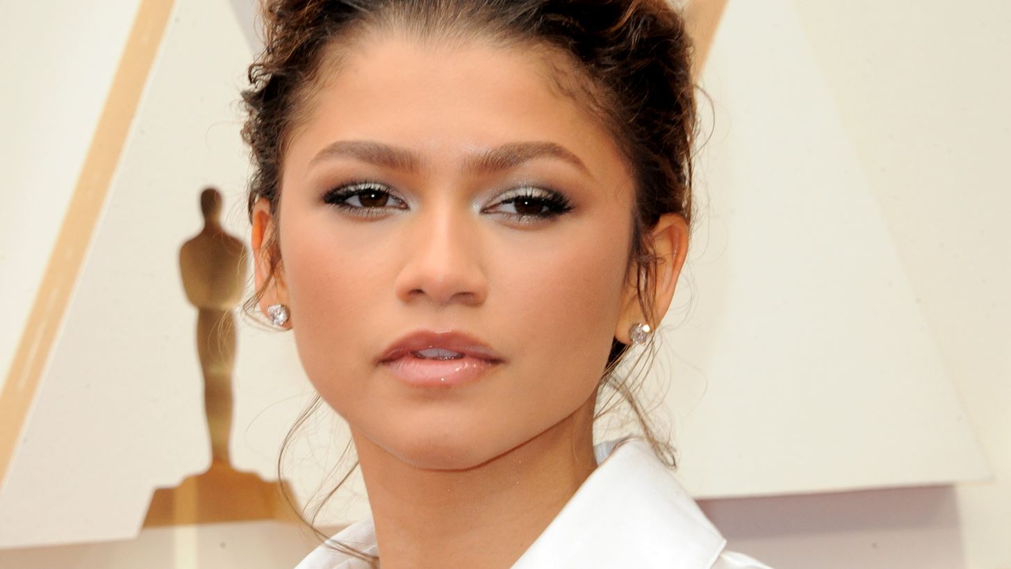 Zendaya | &#x393;&#x3C1;&#x3AC;&#x3C6;&#x3B5;&#x3B9; &#x3BE;&#x3B1;&#x3BD;&#x3AC; &#x3B9;&#x3C3;&#x3C4;&#x3BF;&#x3C1;&#x3AF;&#x3B1; &#x3BC;&#x3B5; &#x3C4;&#x3B9;&#x3C2; &#x3C6;&#x3B5;&#x3C4;&#x3B9;&#x3BD;&#x3AD;&#x3C2; &#x3C5;&#x3C0;&#x3BF;&#x3C8;&#x3B7;&#x3C6;&#x3B9;&#x3CC;&#x3C4;&#x3B7;&#x3C4;&#x3AD;&#x3C2; &#x3C4;&#x3B7;&#x3C2; &#x3B3;&#x3B9;&#x3B1; Emmy