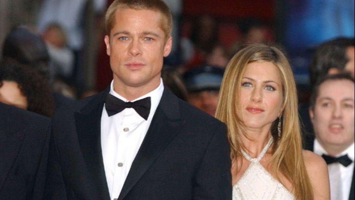Jennifer Aniston &amp; Brad Pitt | &#x3A4;&#x3BF; &#x3C0;&#x3C1;&#x3CE;&#x3C4;&#x3BF; &#x3C3;&#x3C4;&#x3B9;&#x3B3;&#x3BC;&#x3B9;&#x3CC;&#x3C4;&#x3C5;&#x3C0;&#x3BF; &#x3B1;&#x3C0;&#x3CC; &#x3C4;&#x3B7;&#x3BD; &#x3BA;&#x3BF;&#x3B9;&#x3BD;&#x3AE; &#x3C4;&#x3BF;&#x3C5;&#x3C2; &#x3B5;&#x3BC;&#x3C6;&#x3AC;&#x3BD;&#x3B9;&#x3C3;&#x3B7; &#x3C3;&#x3B5; virtual event