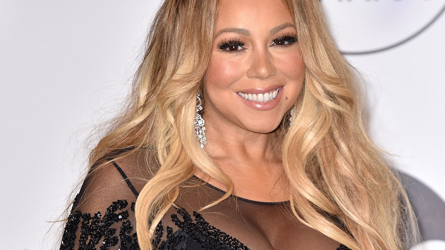 Mariah Carey | &#x3A0;&#x3B1;&#x3C1;&#x3B1;&#x3B4;&#x3AD;&#x3C7;&#x3C4;&#x3B7;&#x3BA;&#x3B5; &#x3CC;&#x3C4;&#x3B9; &#x3B5;&#x3AF;&#x3BD;&#x3B1;&#x3B9; &quot;&#x3BD;&#x3C4;&#x3AF;&#x3B2;&#x3B1;&quot; &#x3B5;&#x3BE;&#x3B7;&#x3B3;&#x3CE;&#x3BD;&#x3C4;&#x3B1;&#x3C2; &#x3C0;&#x3CC;&#x3C3;&#x3BF; &#x3B4;&#x3CD;&#x3C3;&#x3BA;&#x3BF;&#x3BB;&#x3B1; &#x3C0;&#x3B1;&#x3B9;&#x3B4;&#x3B9;&#x3BA;&#x3AC; &#x3C7;&#x3C1;&#x3CC;&#x3BD;&#x3B9;&#x3B1; &#x3C0;&#x3AD;&#x3C1;&#x3B1;&#x3C3;&#x3B5;