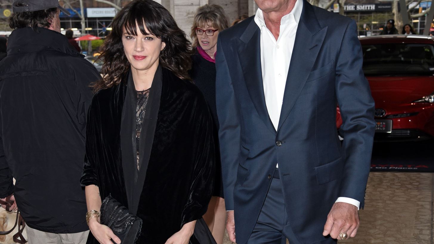 &#x397; Asia Argento &#x3C3;&#x3C4;&#x3B7;&#x3BD; &#x3C0;&#x3C1;&#x3CE;&#x3C4;&#x3B7; &#x3C4;&#x3B7;&#x3C2; &#x3C3;&#x3C5;&#x3BD;&#x3AD;&#x3BD;&#x3C4;&#x3B5;&#x3C5;&#x3BE;&#x3B7; &#x3BC;&#x3B5;&#x3C4;&#x3AC; &#x3C4;&#x3BF;&#x3BD; &#x3B8;&#x3AC;&#x3BD;&#x3B1;&#x3C4;&#x3BF; &#x3C4;&#x3BF;&#x3C5; Anthony Bourdain