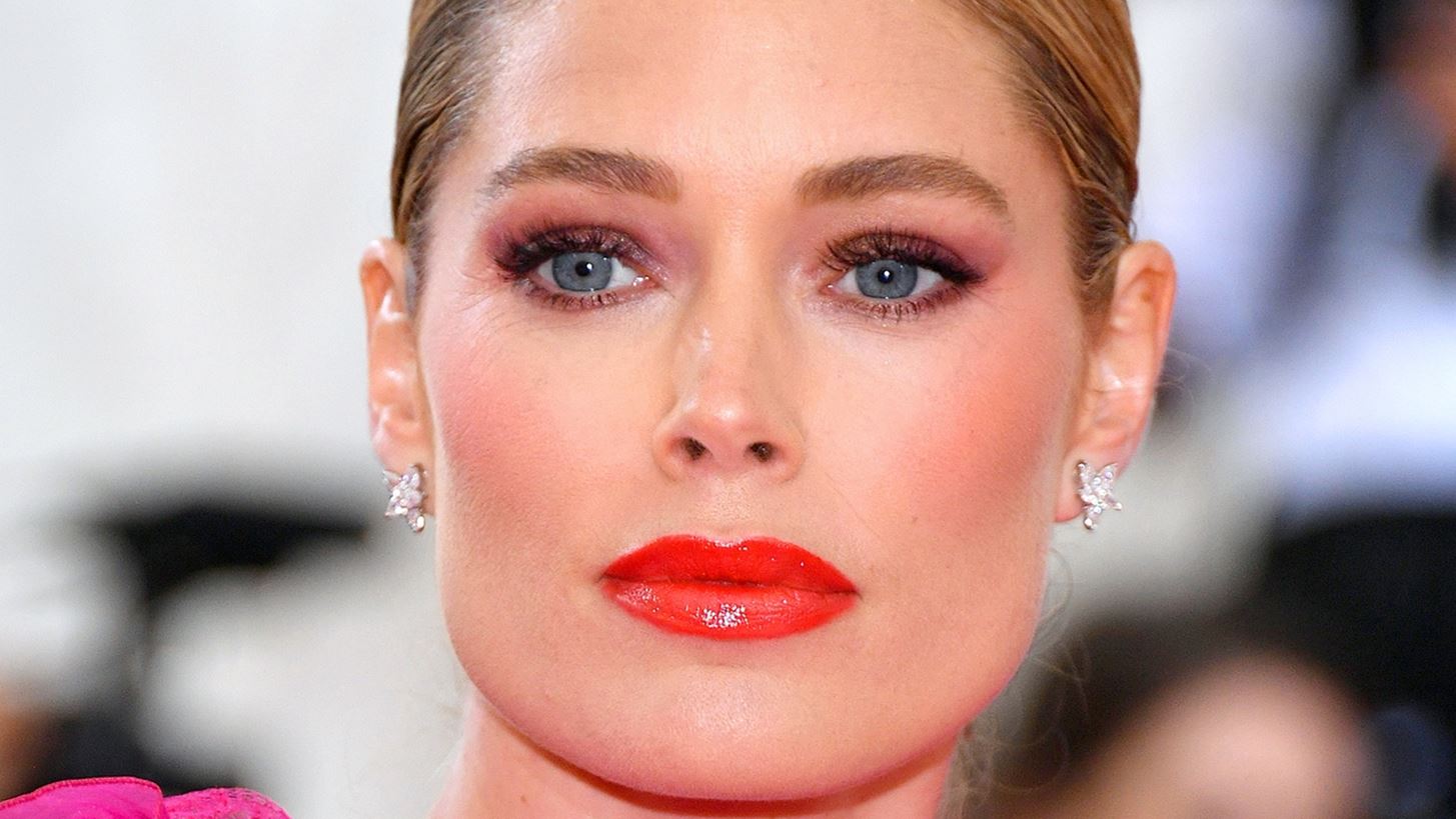Lip stain | &#x3A0;&#x3CE;&#x3C2; &#x3B8;&#x3B1; &#x3B1;&#x3BA;&#x3BF;&#x3BB;&#x3BF;&#x3C5;&#x3B8;&#x3AE;&#x3C3;&#x3B5;&#x3B9;&#x3C2; &#x3C4;&#x3B7;&#x3BD; &#x3C0;&#x3B9;&#x3BF; &#x3B1;&#x3BD;&#x3B5;&#x3C0;&#x3B9;&#x3C4;&#x3AE;&#x3B4;&#x3B5;&#x3C5;&#x3C4;&#x3B7; &#x3C4;&#x3AC;&#x3C3;&#x3B7; &#x3C3;&#x3C4;&#x3B1; &#x3C7;&#x3B5;&#x3AF;&#x3BB;&#x3B7;