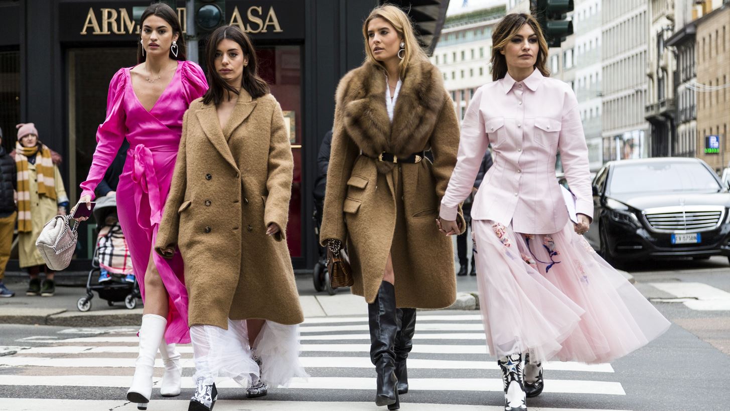 #MFW | &#x3A4;&#x3BF; &#x3BA;&#x3B1;&#x3BB;&#x3CD;&#x3C4;&#x3B5;&#x3C1;&#x3BF; street style &#x3B2;&#x3C1;&#x3AF;&#x3C3;&#x3BA;&#x3B5;&#x3C4;&#x3B1;&#x3B9; &#x3C0;&#x3AC;&#x3BD;&#x3C4;&#x3B1; &#x3C3;&#x3C4;&#x3BF; &#x39C;&#x3B9;&#x3BB;&#x3AC;&#x3BD;&#x3BF;