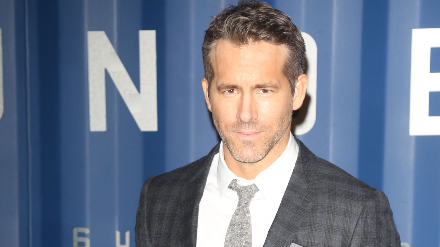 Ryan Reynolds | &#x395;&#x3B3;&#x3BA;&#x3B1;&#x3B9;&#x3BD;&#x3AF;&#x3B1;&#x3C3;&#x3B5; &#x3C4;&#x3BF; &#x3BB;&#x3BF;&#x3B3;&#x3B1;&#x3C1;&#x3B9;&#x3B1;&#x3C3;&#x3BC;&#x3CC; &#x3C4;&#x3BF;&#x3C5; &#x3C3;&#x3C4;&#x3BF; Tik Tok &#x3BC;&#x3B5; &#x3AD;&#x3BD;&#x3B1; &#x3BE;&#x3B5;&#x3BA;&#x3B1;&#x3C1;&#x3B4;&#x3B9;&#x3C3;&#x3C4;&#x3B9;&#x3BA;&#x3CC; &#x3B2;&#x3AF;&#x3BD;&#x3C4;&#x3B5;&#x3BF;